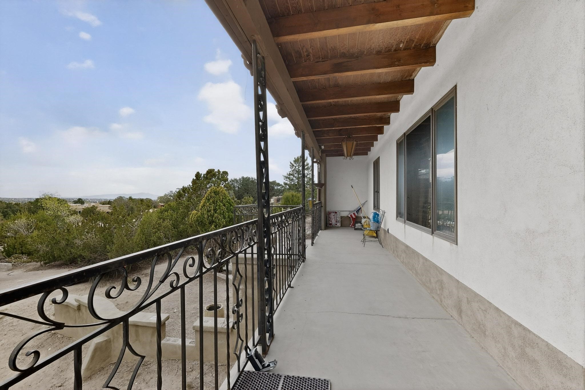 609 Calle De Marcos