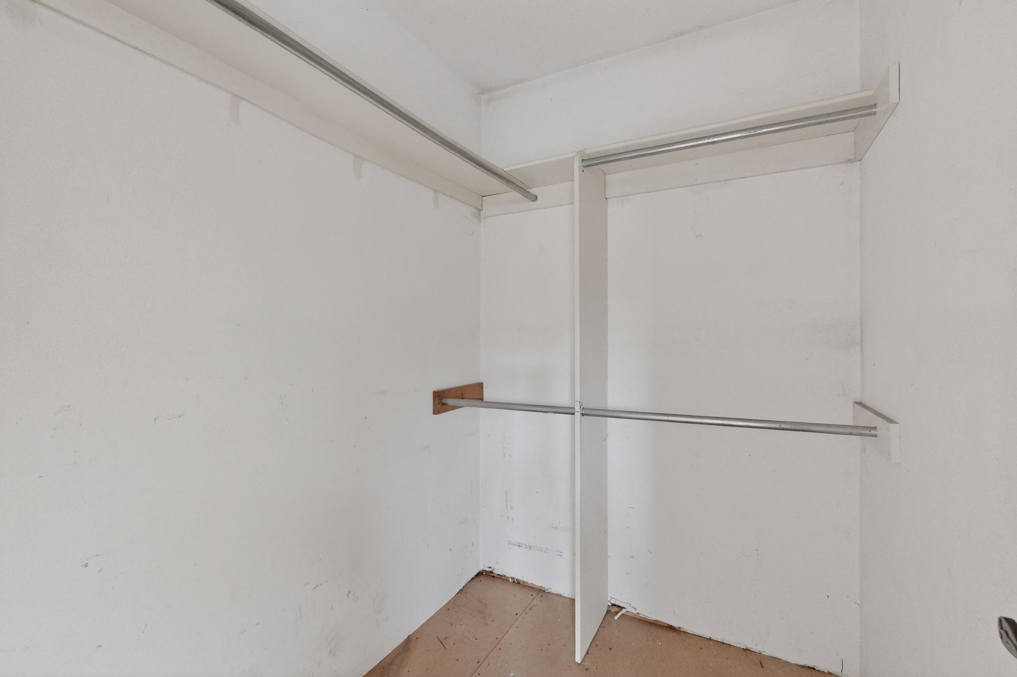 609 Calle De Marcos