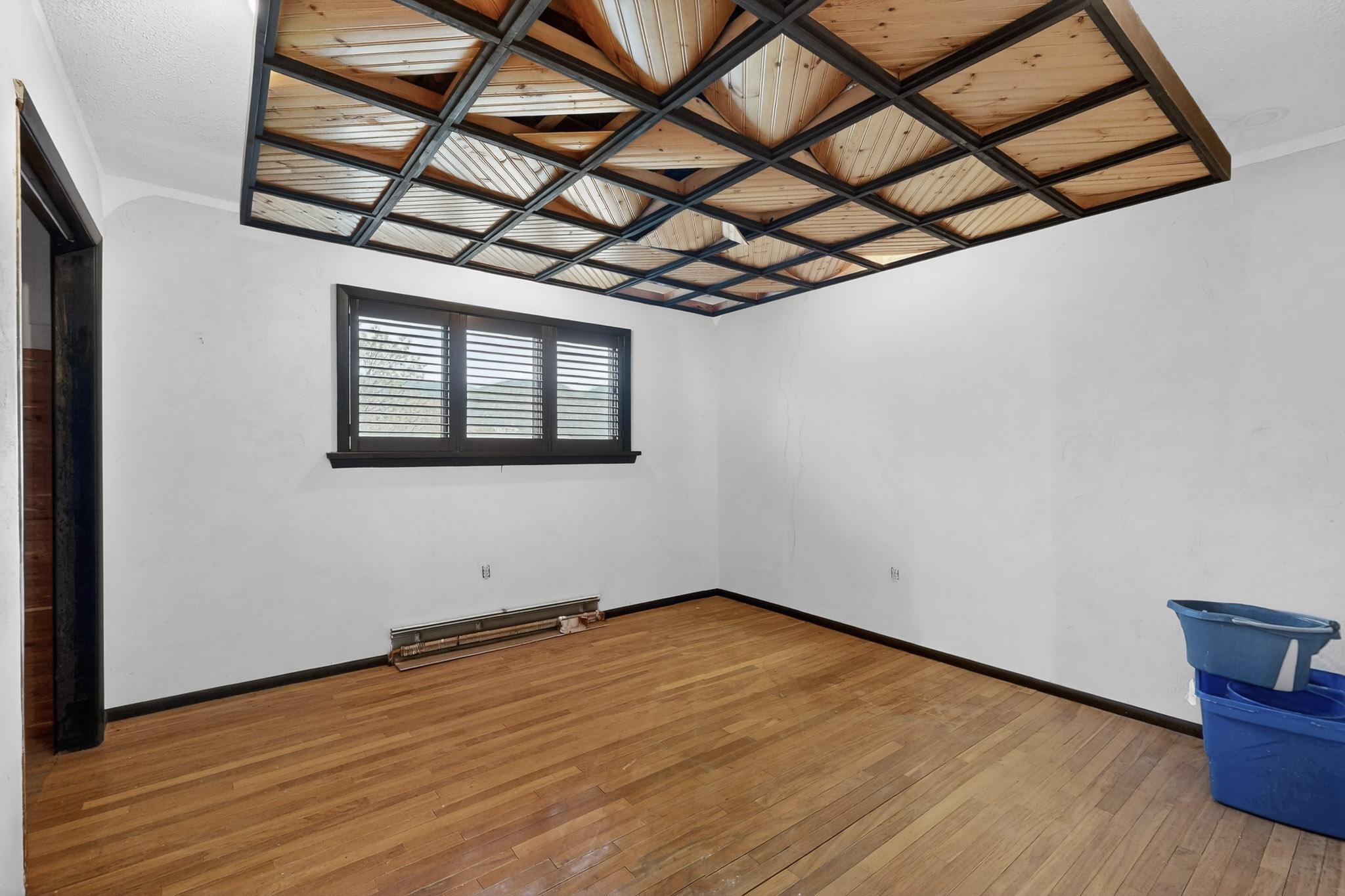 609 Calle De Marcos