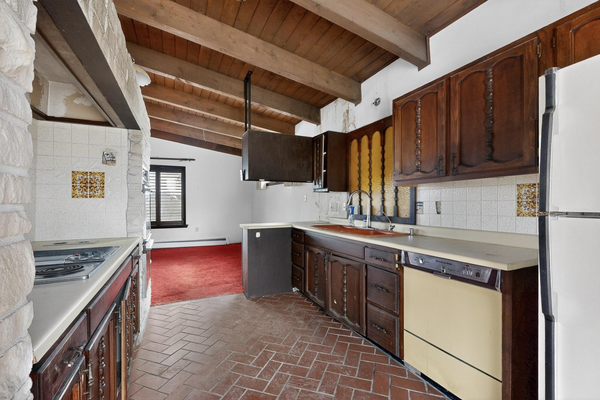 609 Calle De Marcos