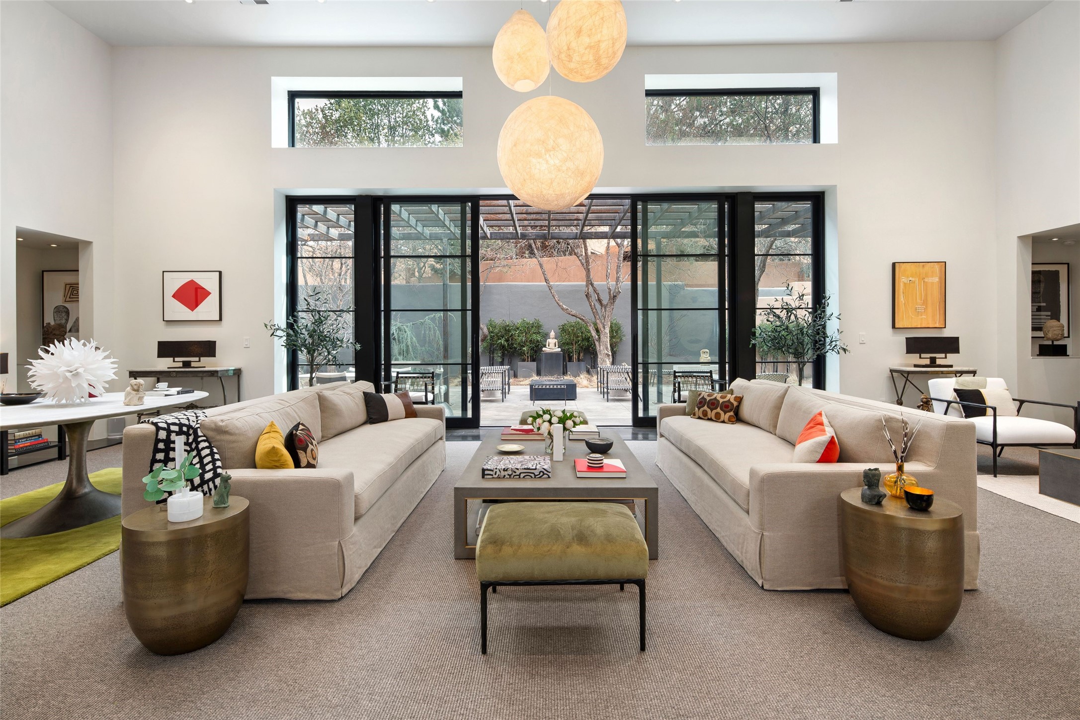 1223 La Rambla 27 and 28