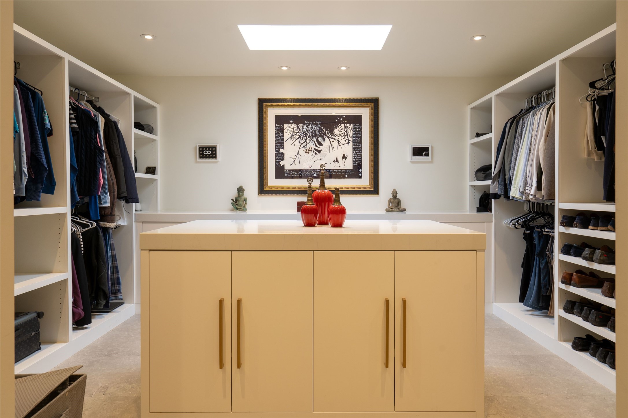 1223 La Rambla 27 and 28