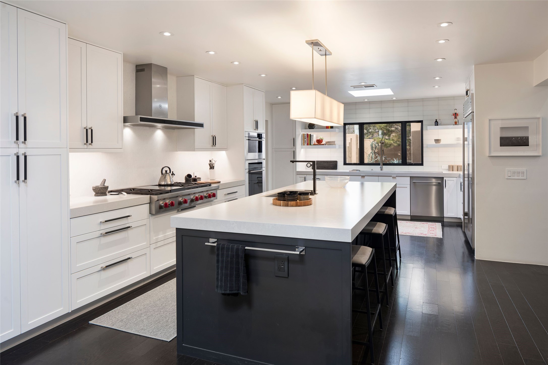 1223 La Rambla 27 and 28