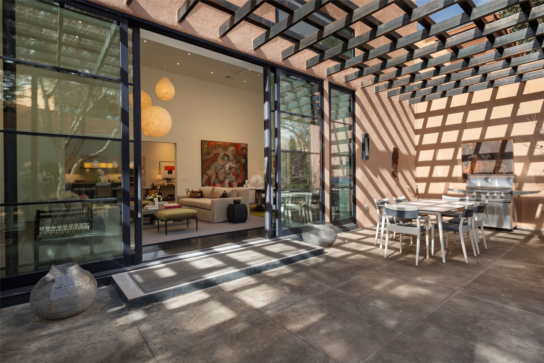 1223 La Rambla 27 and 28