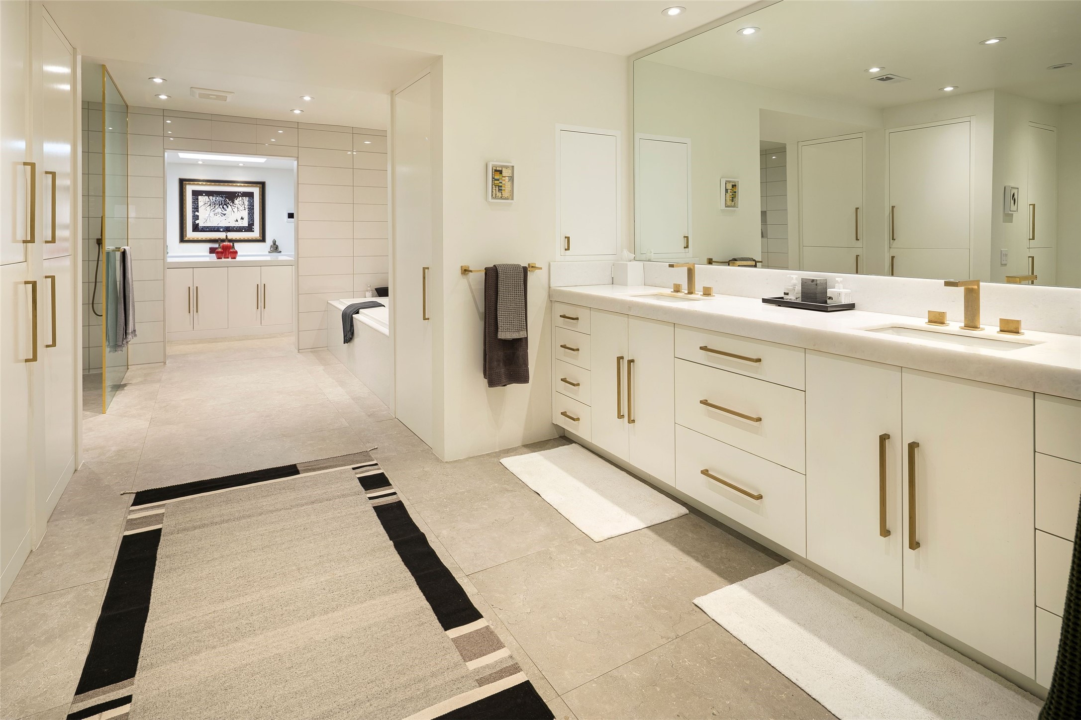 1223 La Rambla 27 and 28