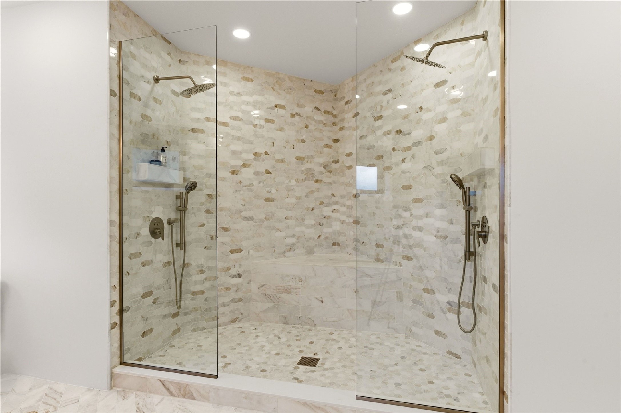 1221 Bishops Lodge Road