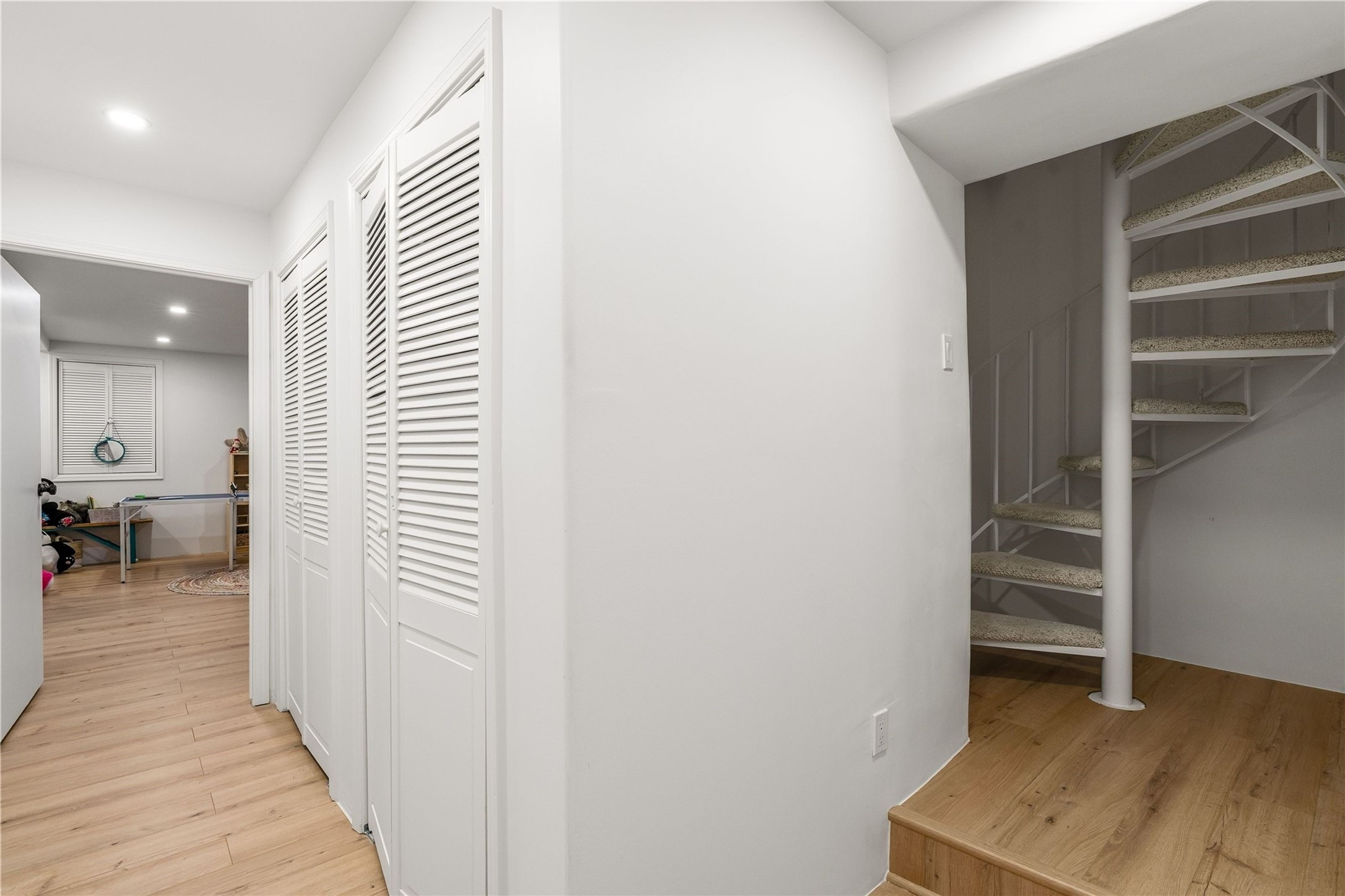 1221 Bishops Lodge Road