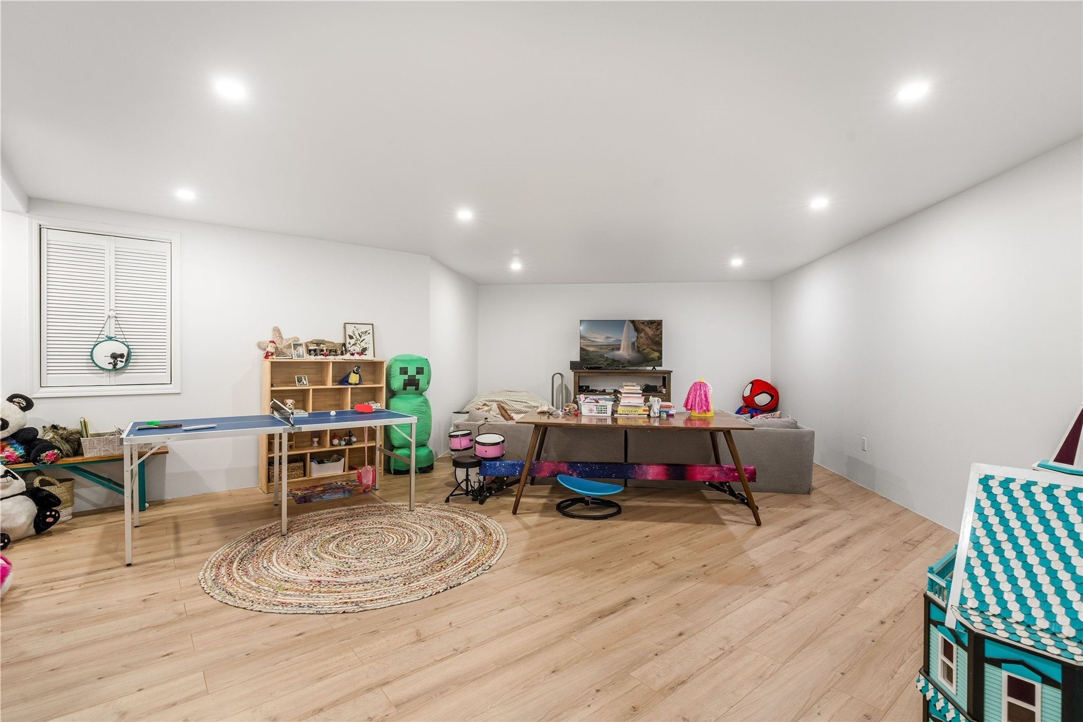 1221 Bishops Lodge Road