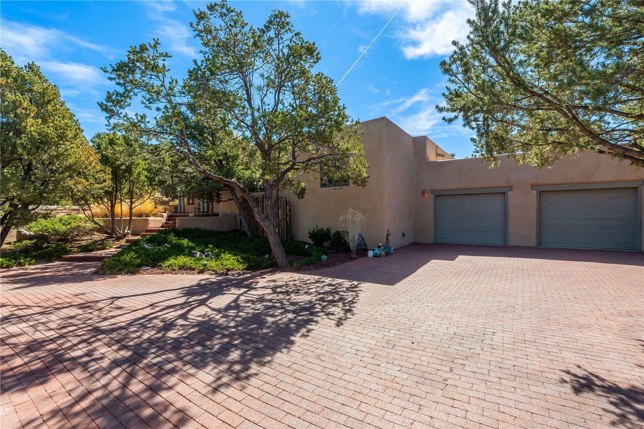 1221 Bishops Lodge Road