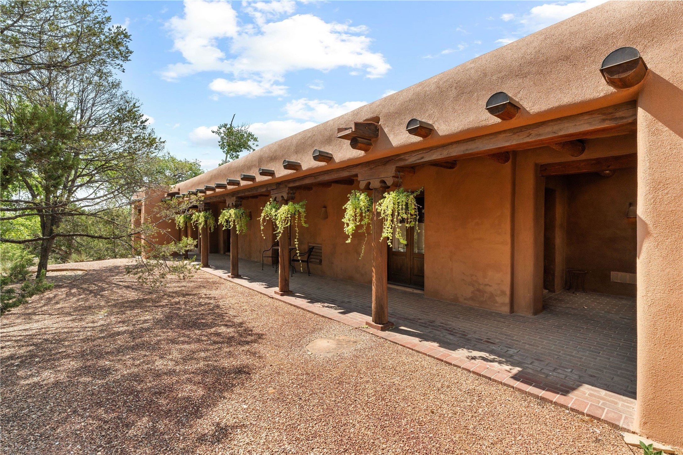 303 Cadiz Road