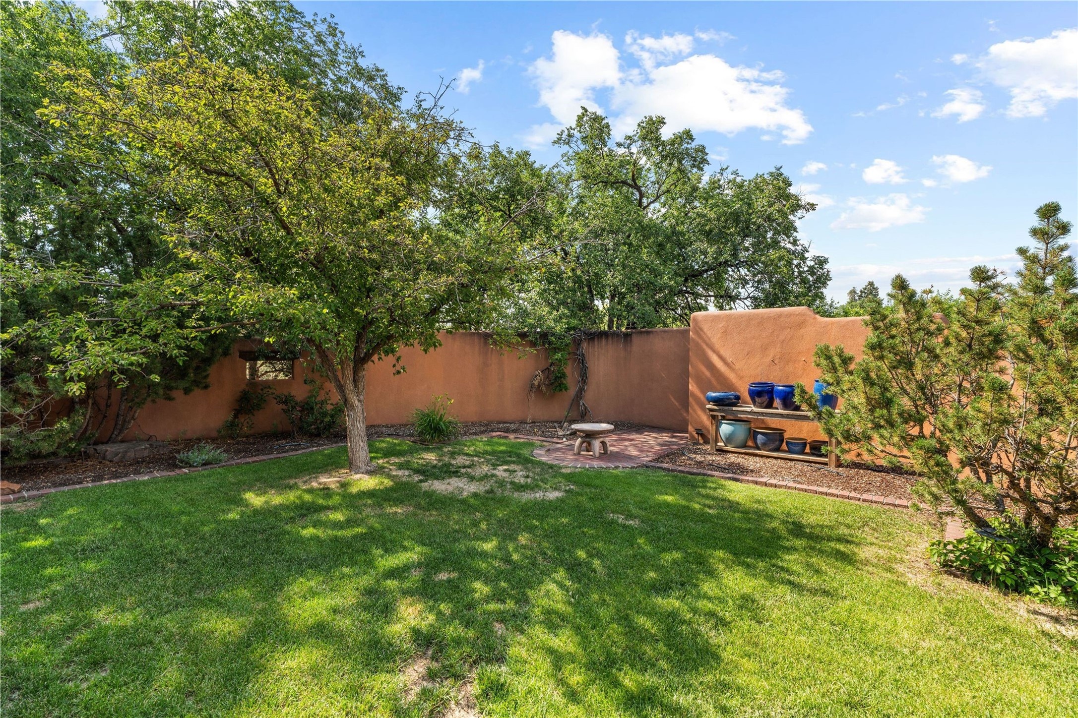 303 Cadiz Road