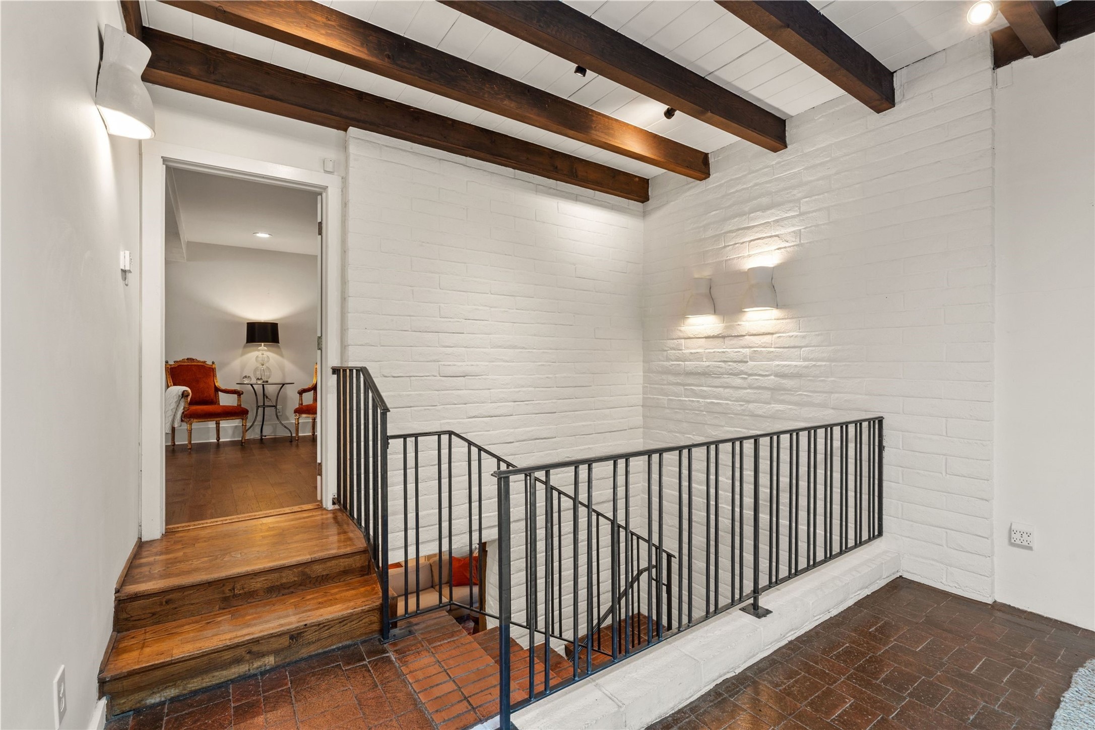 303 Cadiz Road