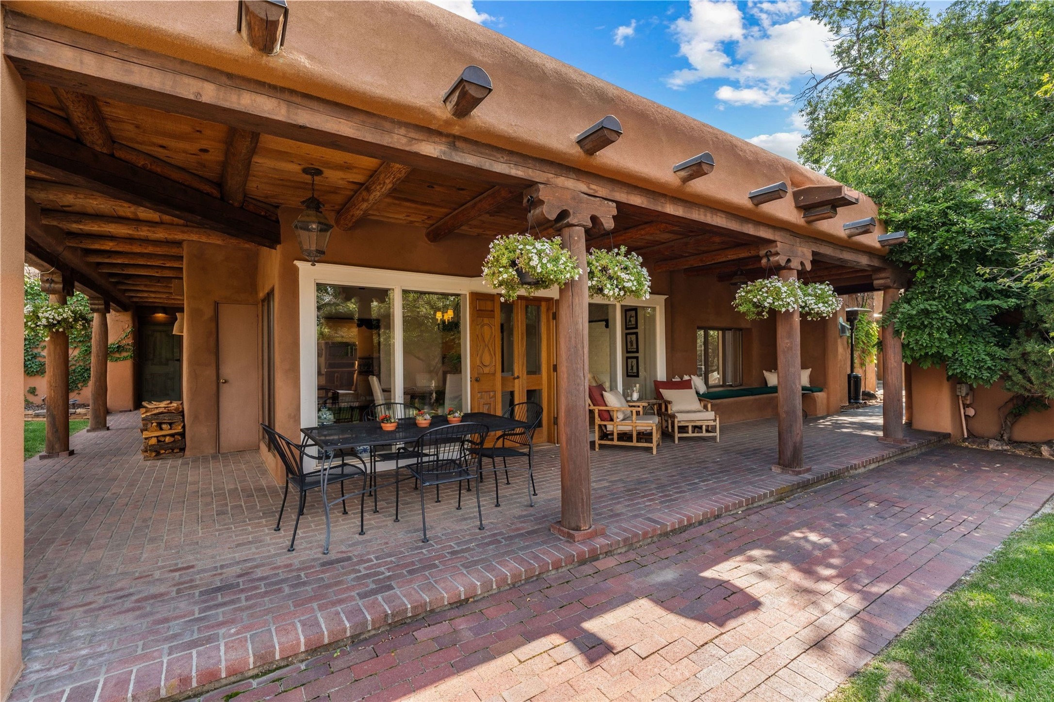 303 Cadiz Road