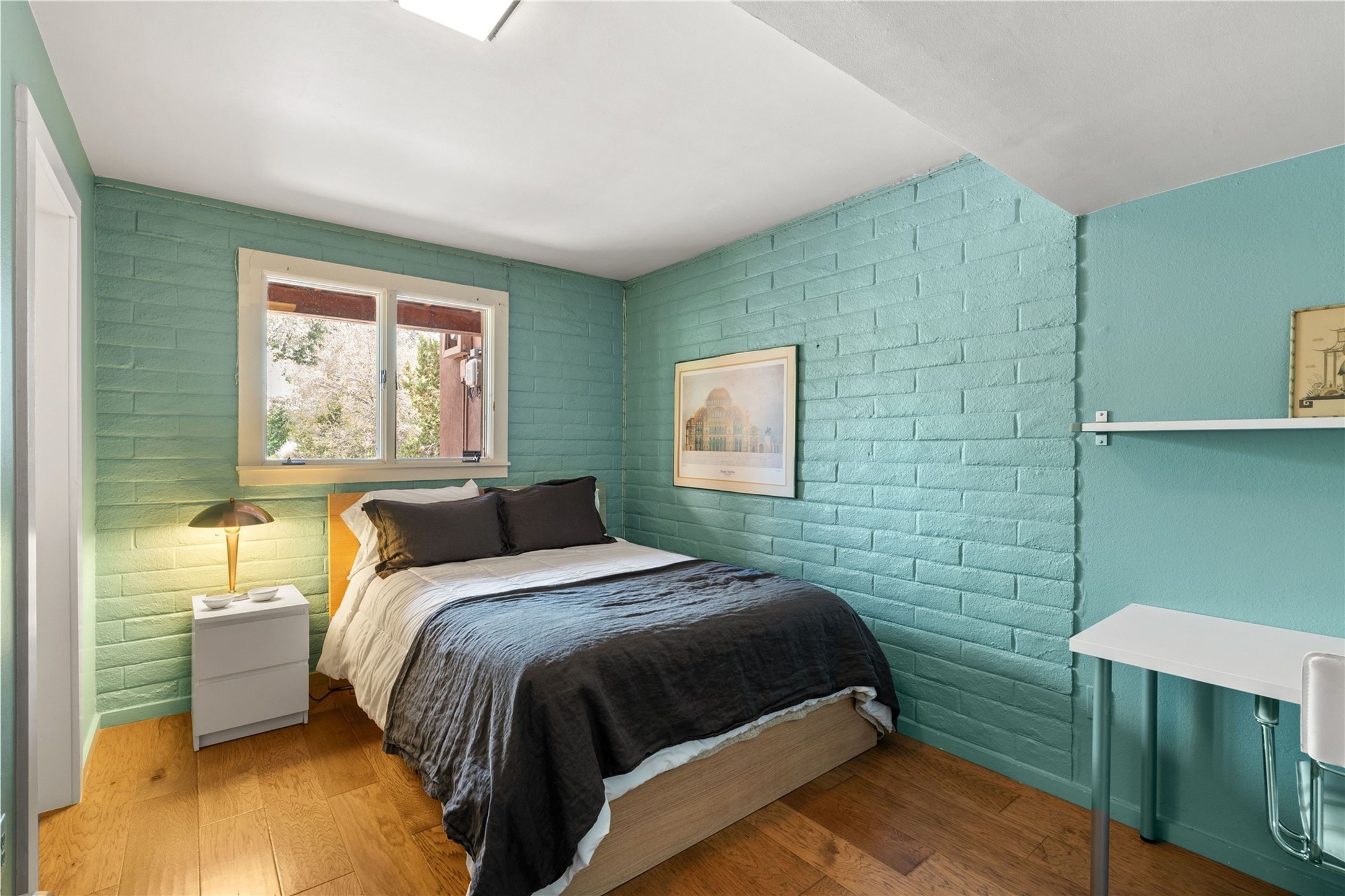 303 Cadiz Road