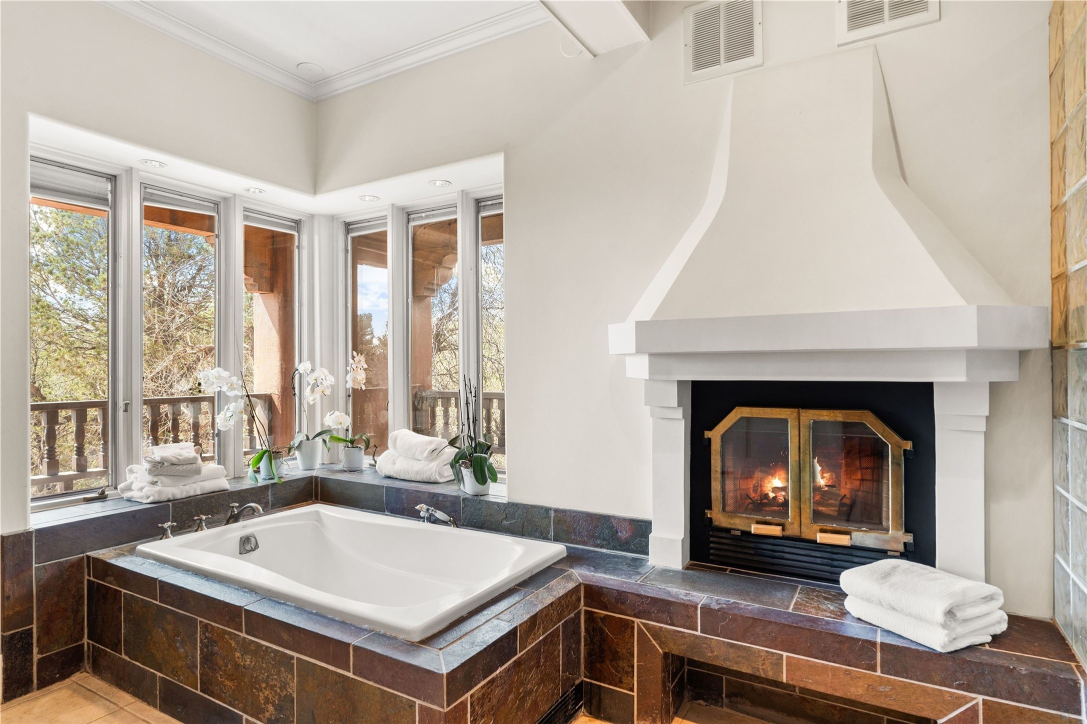 303 Cadiz Road