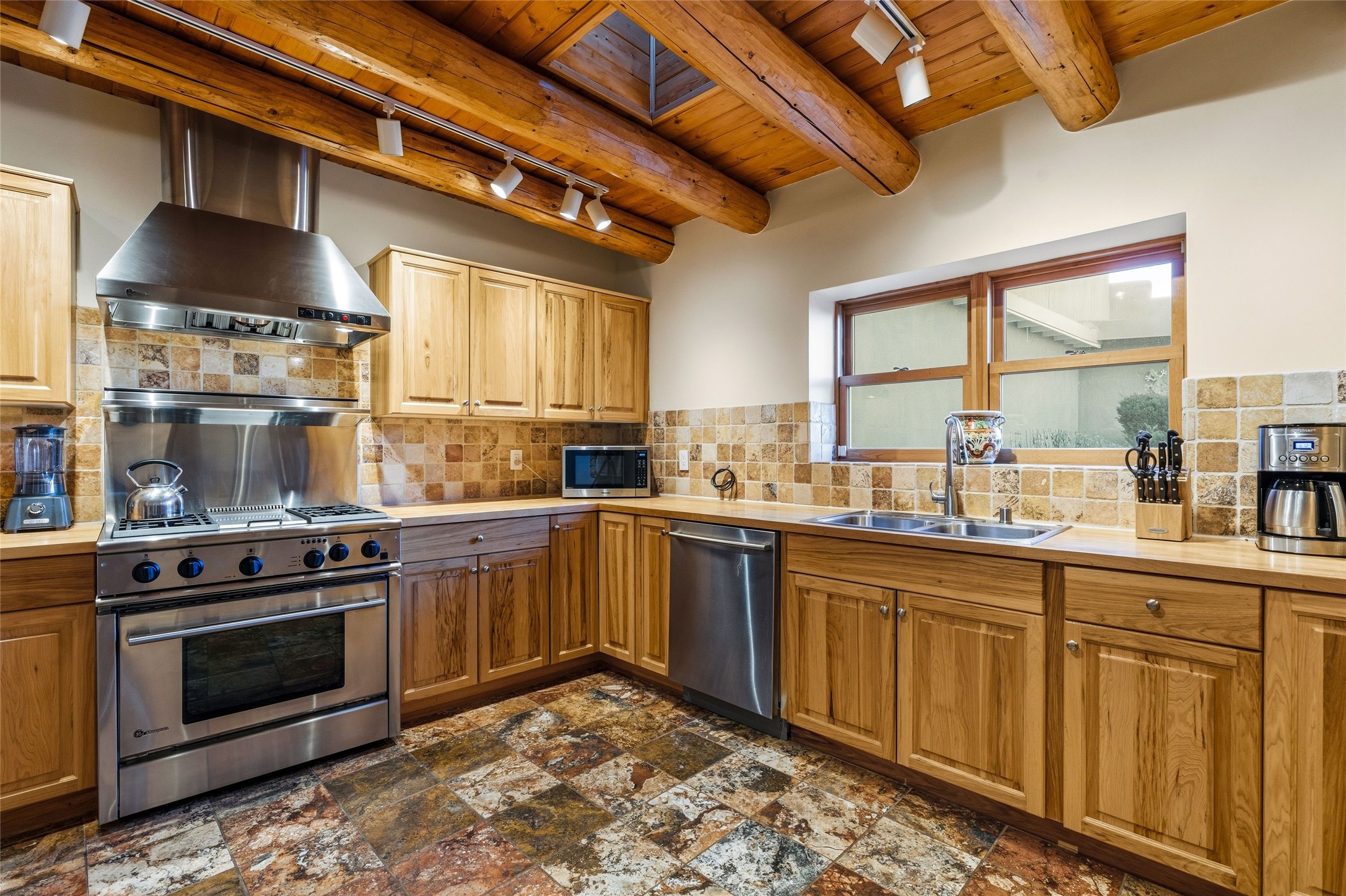414 Camino Delora 2