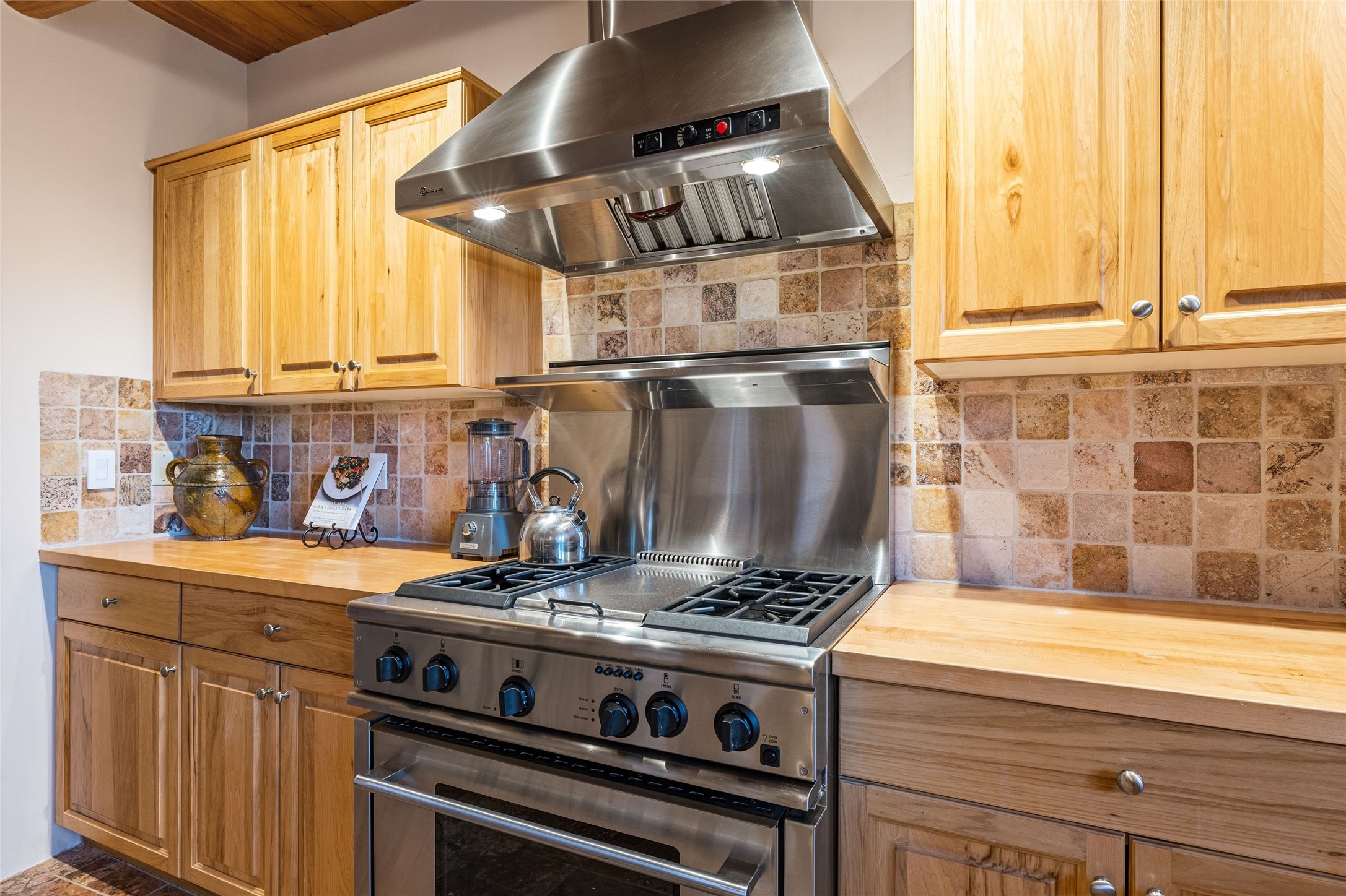 414 Camino Delora 2