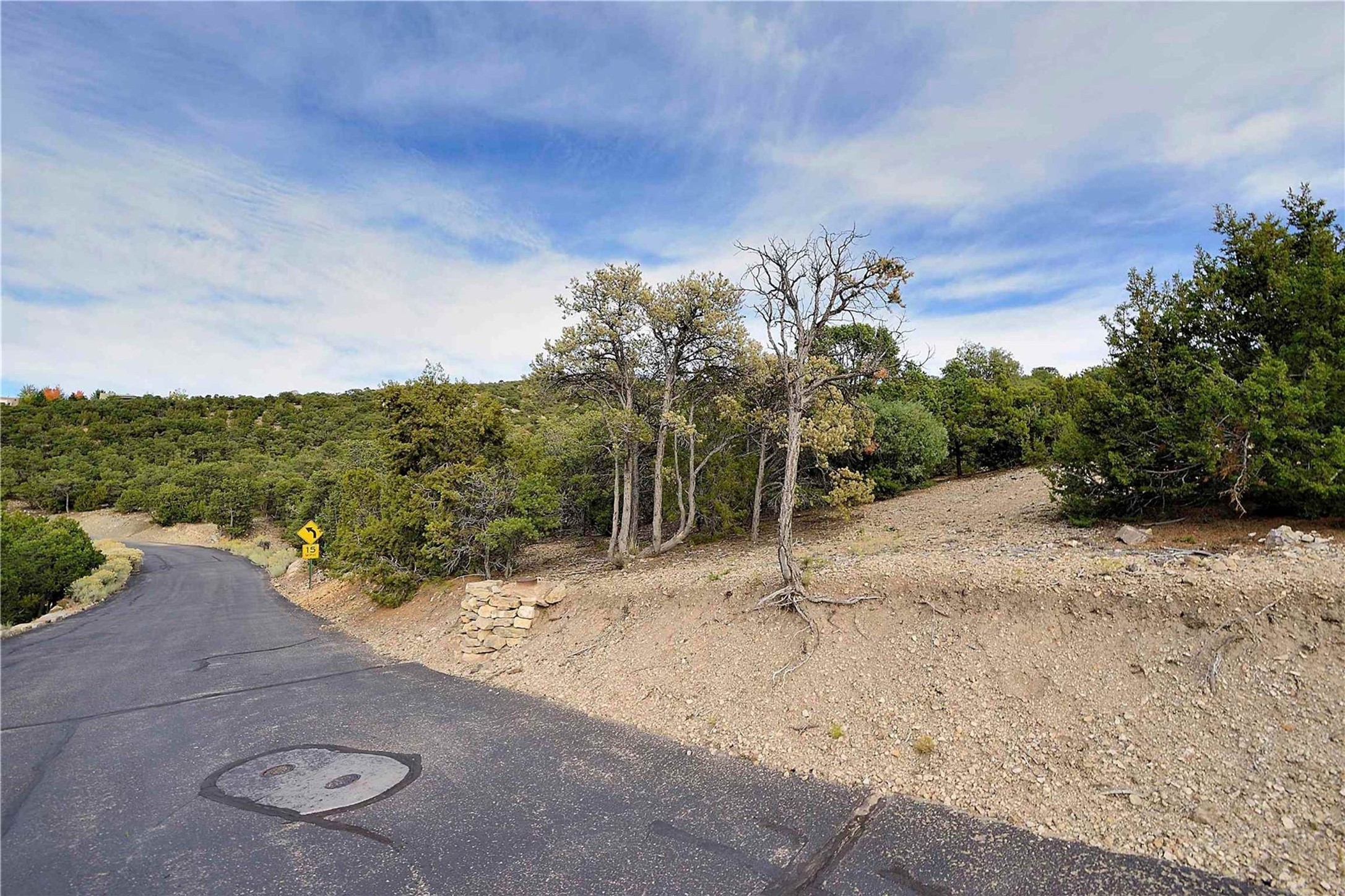 1109 S Summit Ridge