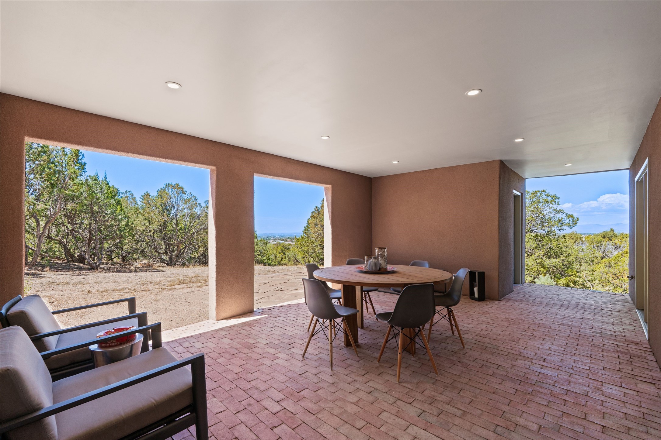 722 Gonzales Road