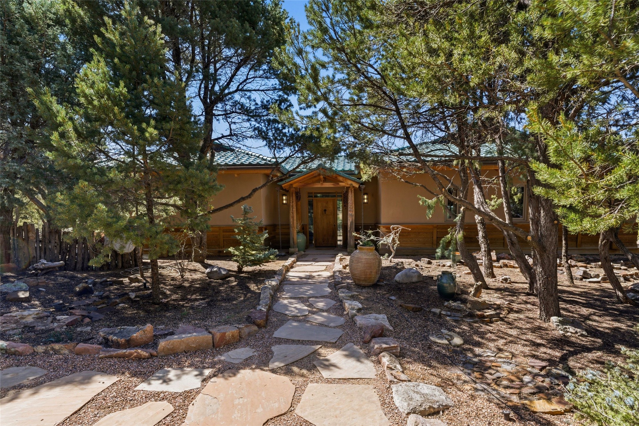 3356 Paseo Segunda