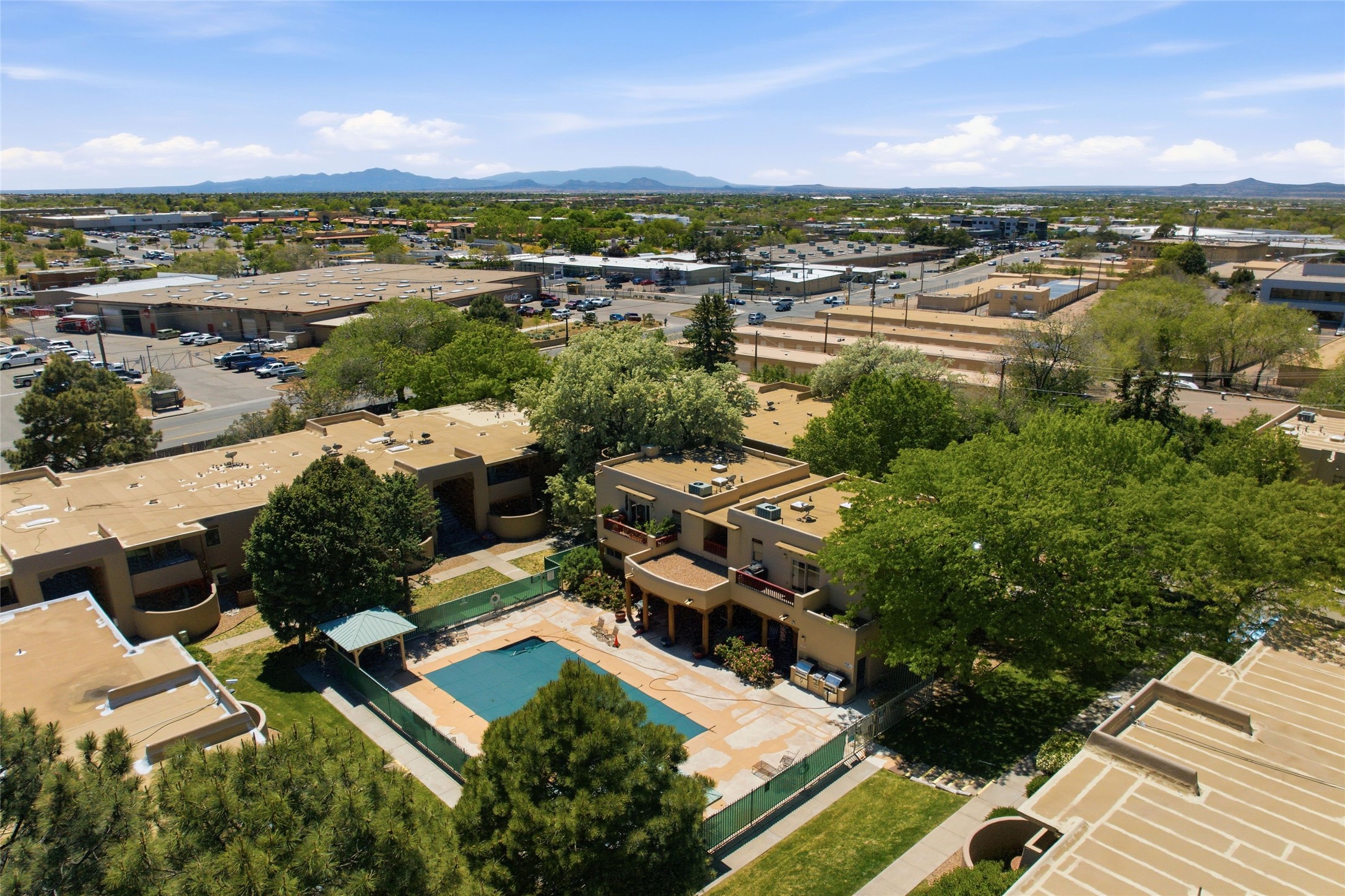 601 W San Mateo 202