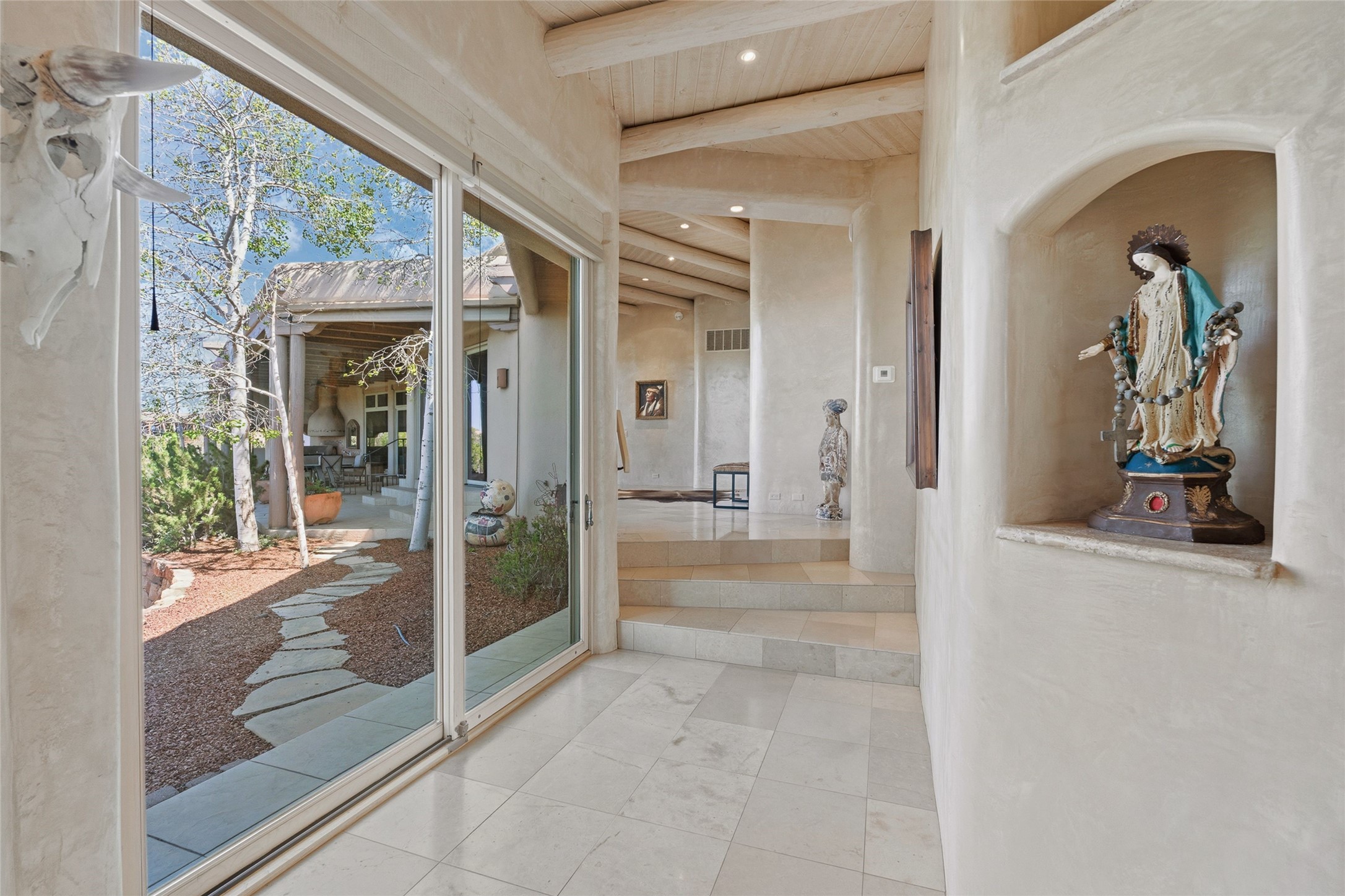 416 Los Altos Way