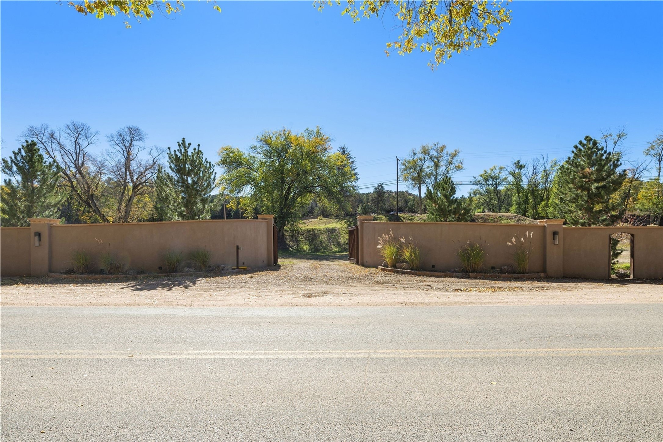 1414 Bishops Lodge Road