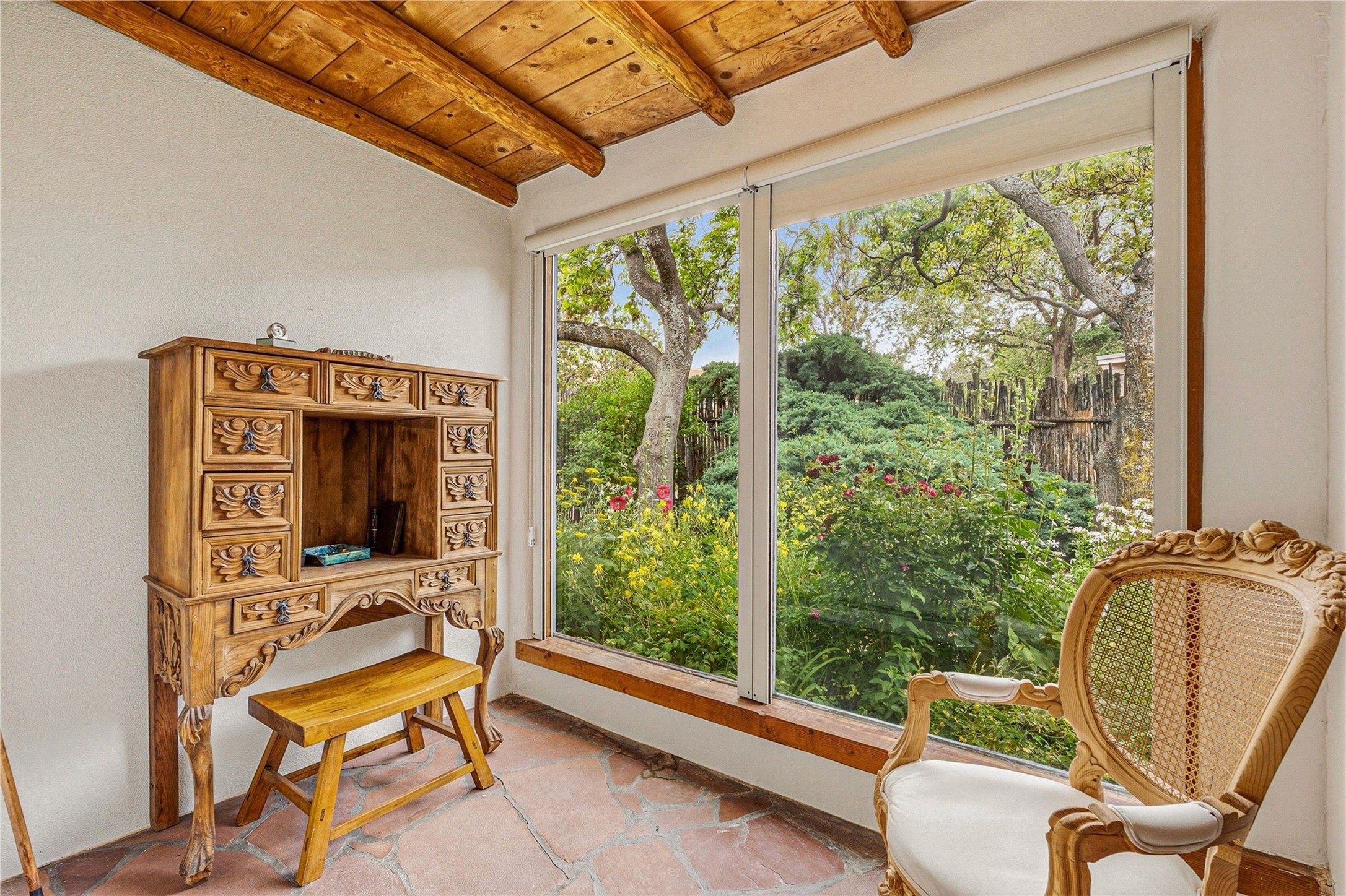 820 Camino Atalaya