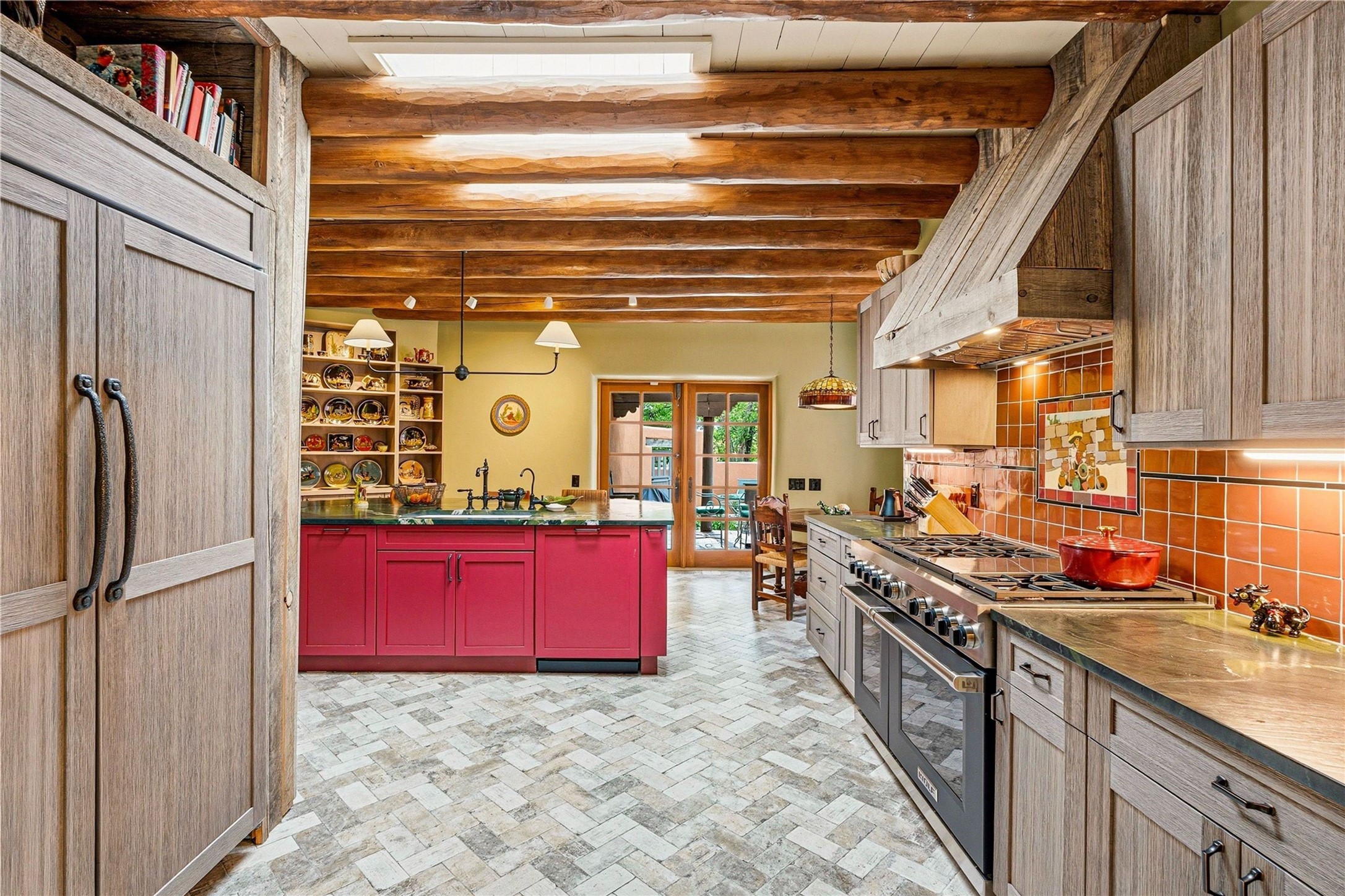 820 Camino Atalaya