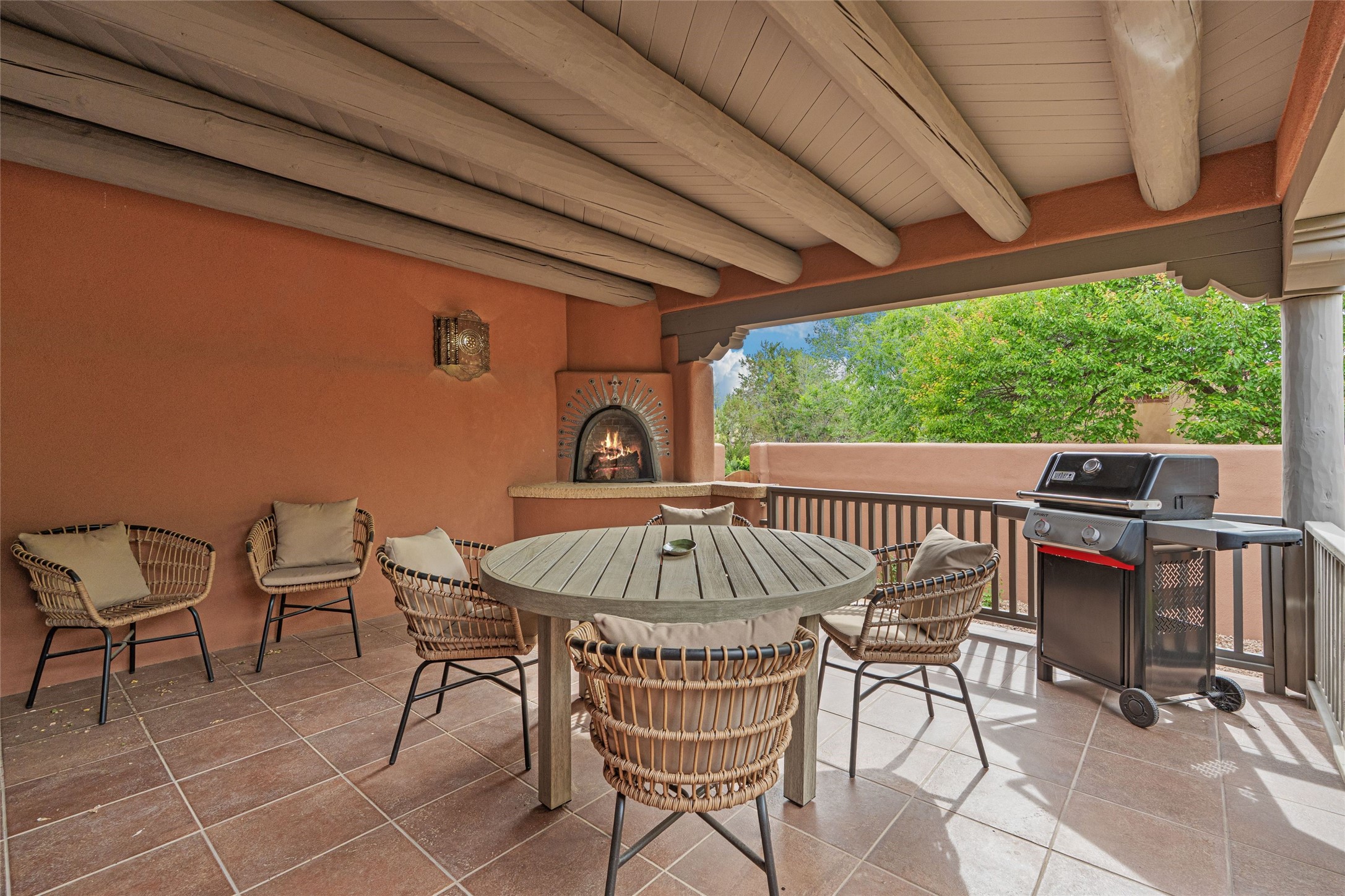 820 Camino Atalaya