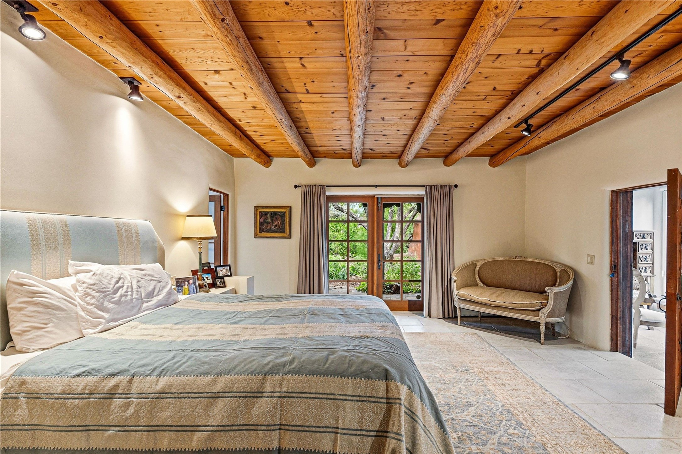 820 Camino Atalaya