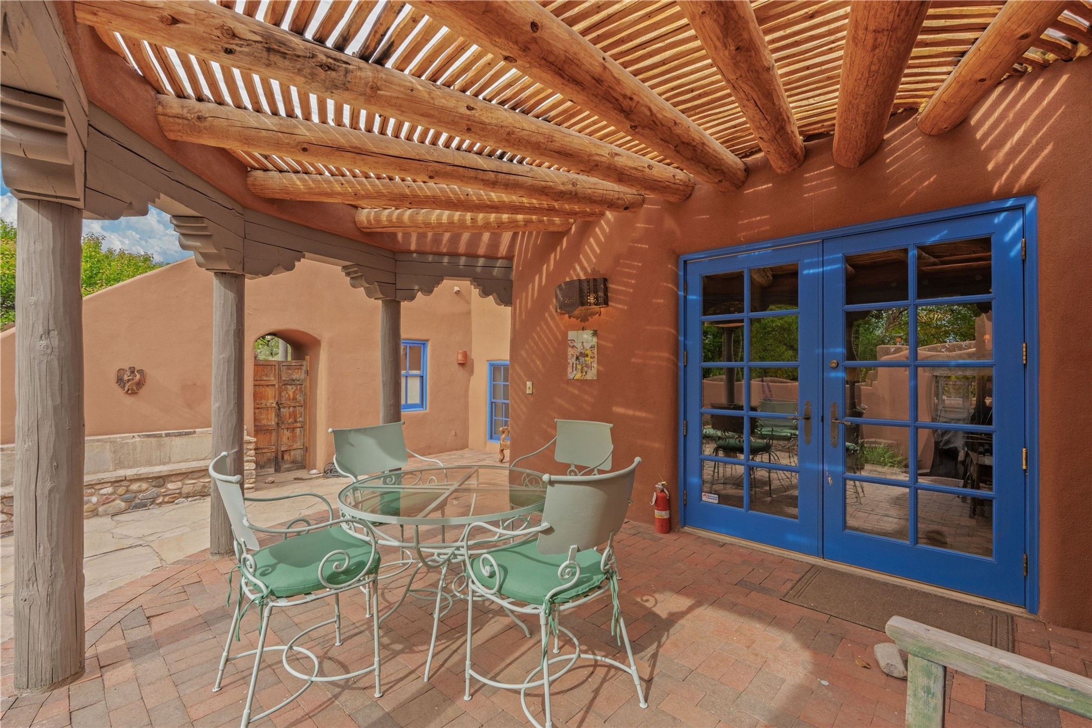 820 Camino Atalaya