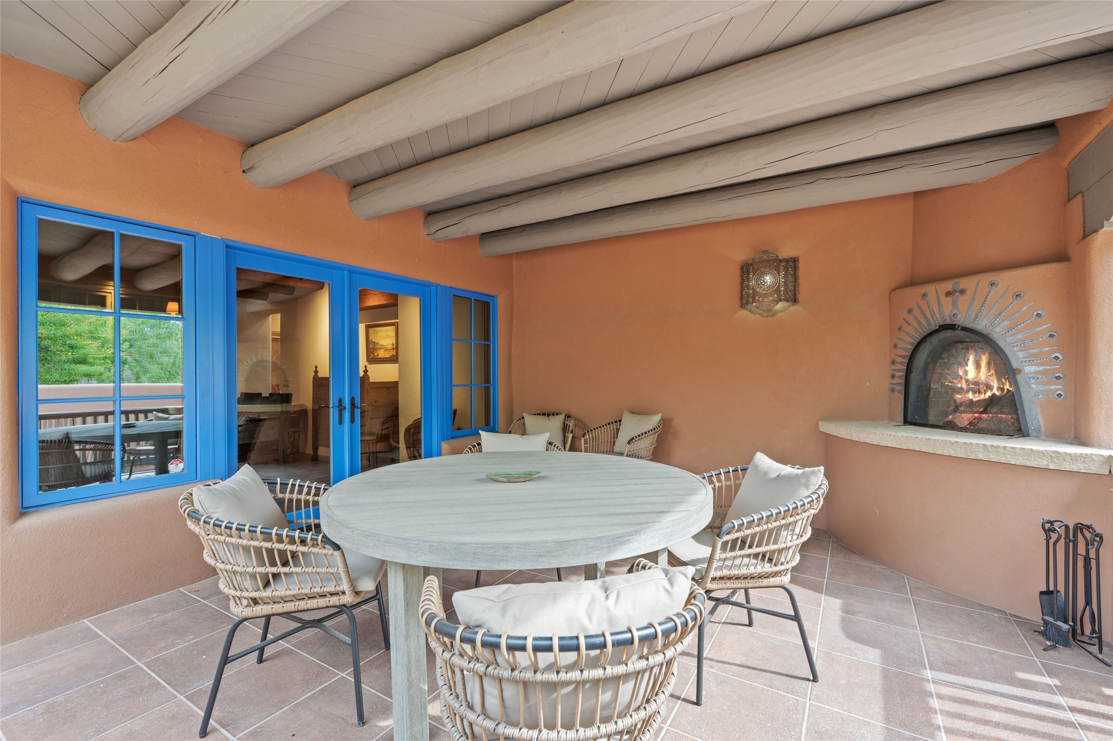 820 Camino Atalaya