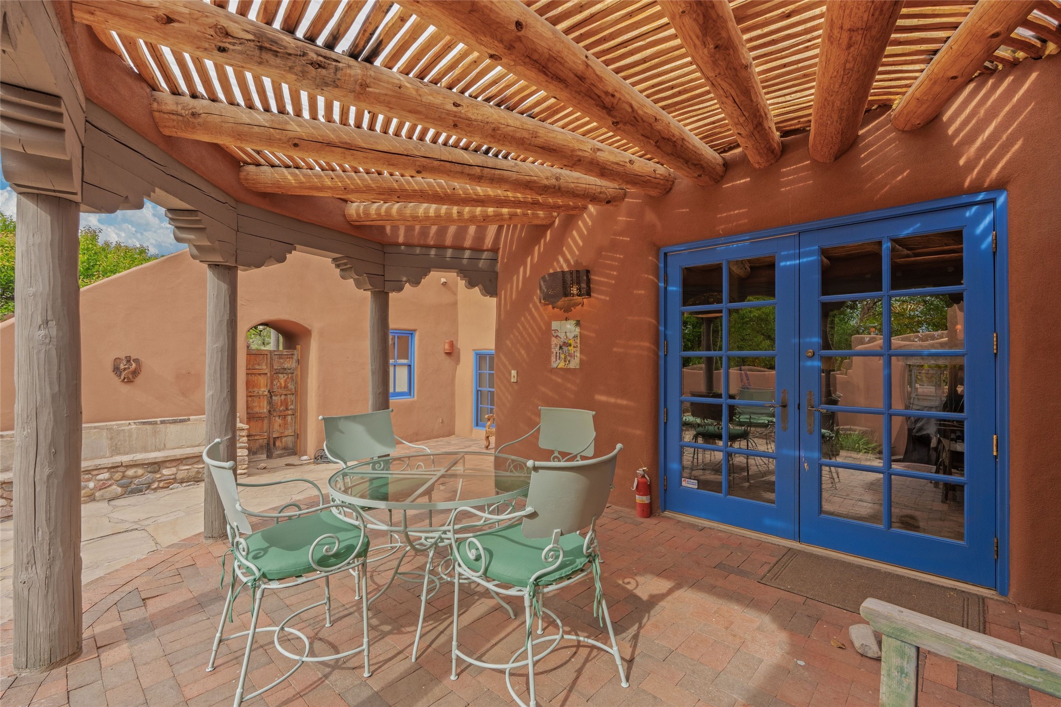 820 Camino Atalaya