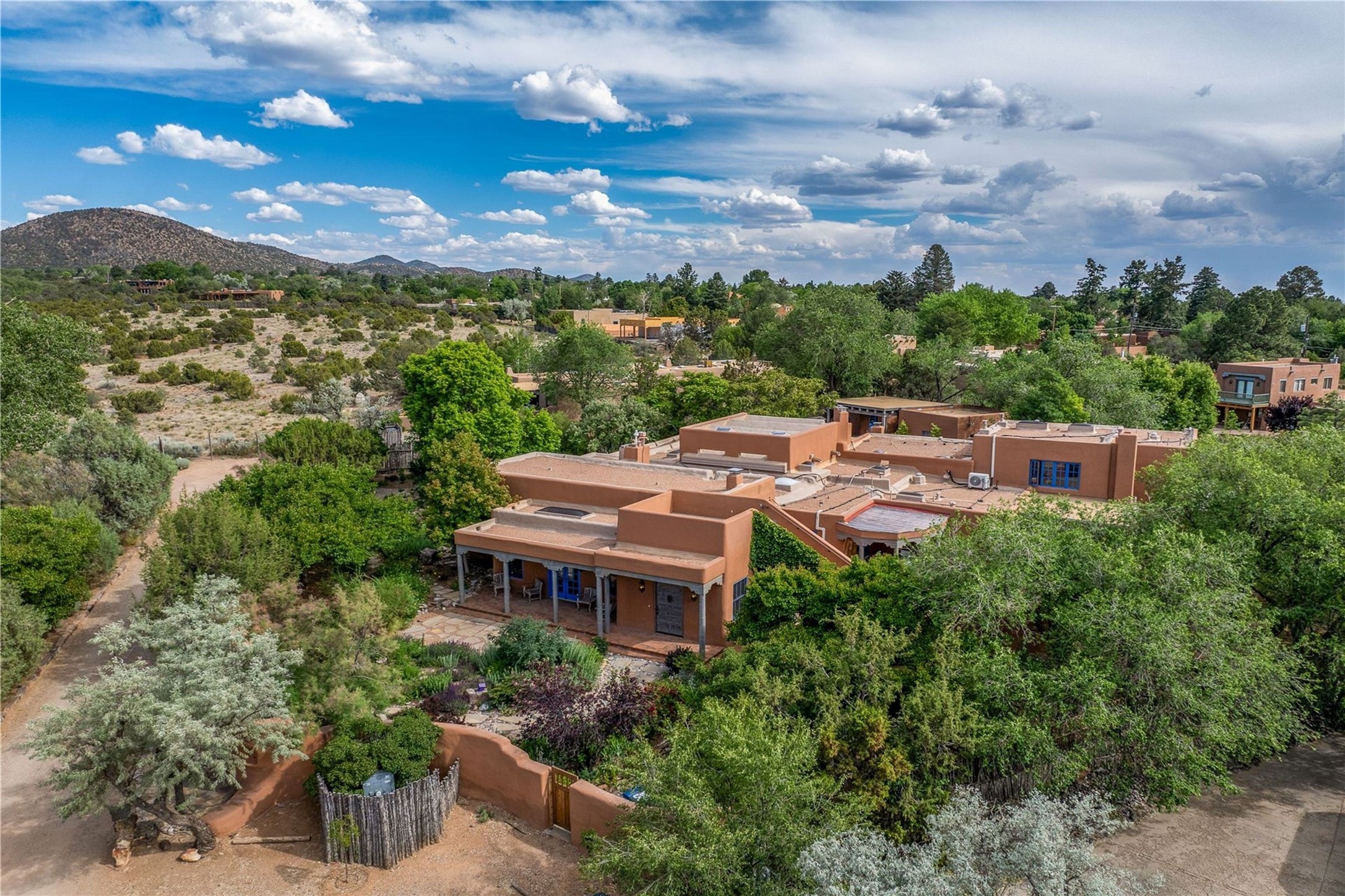 820 Camino Atalaya