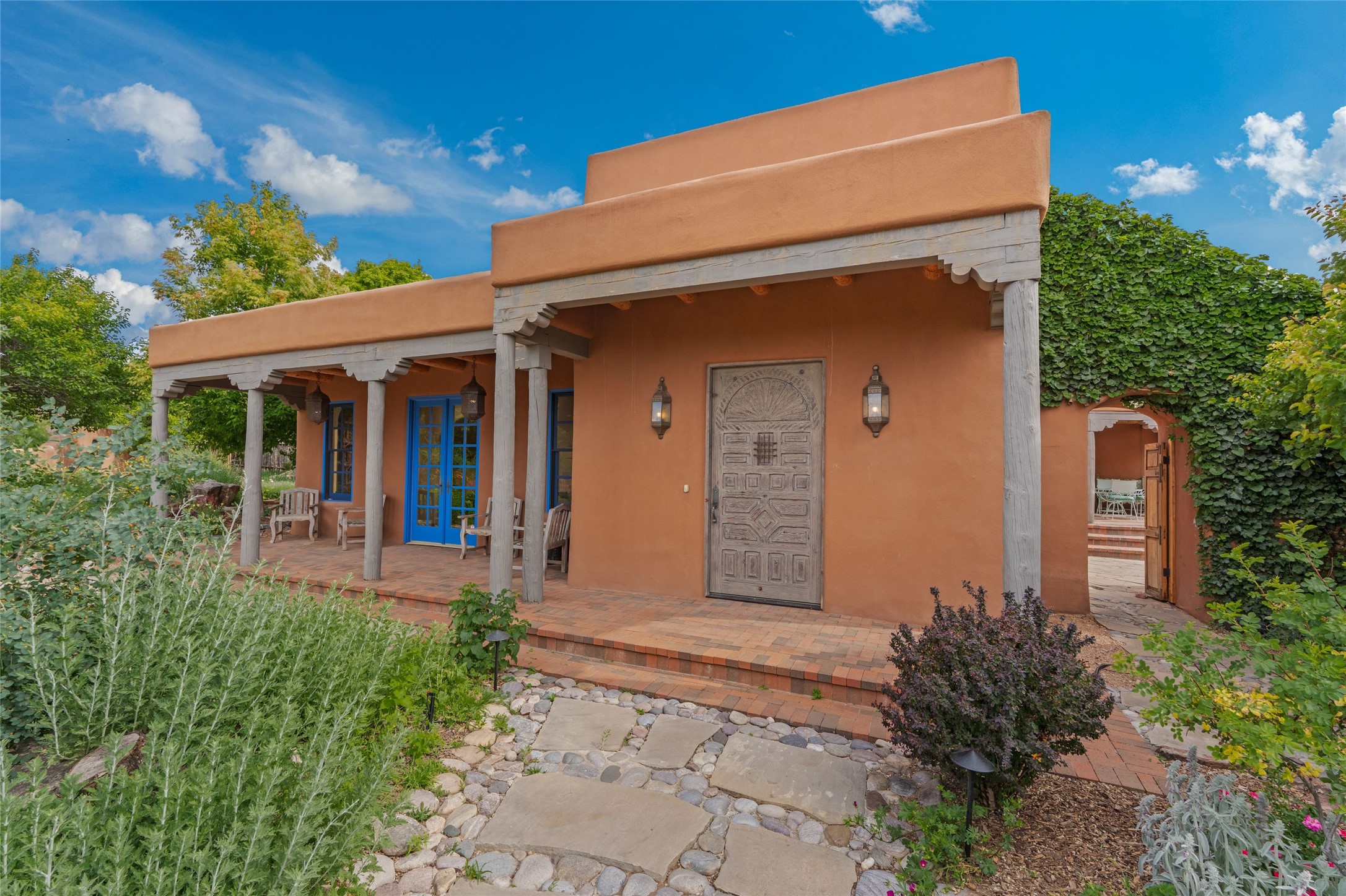 820 Camino Atalaya