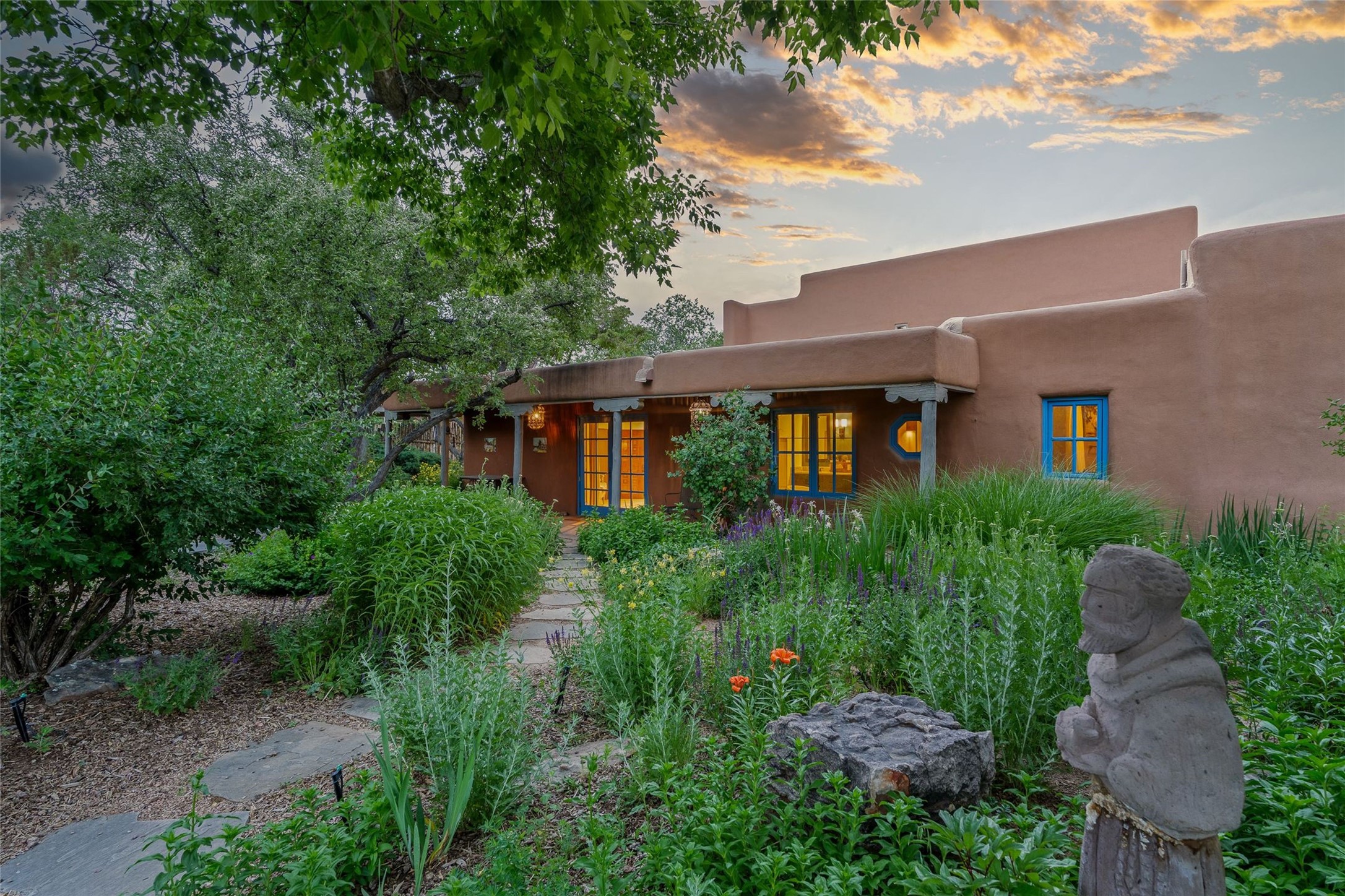 820 Camino Atalaya