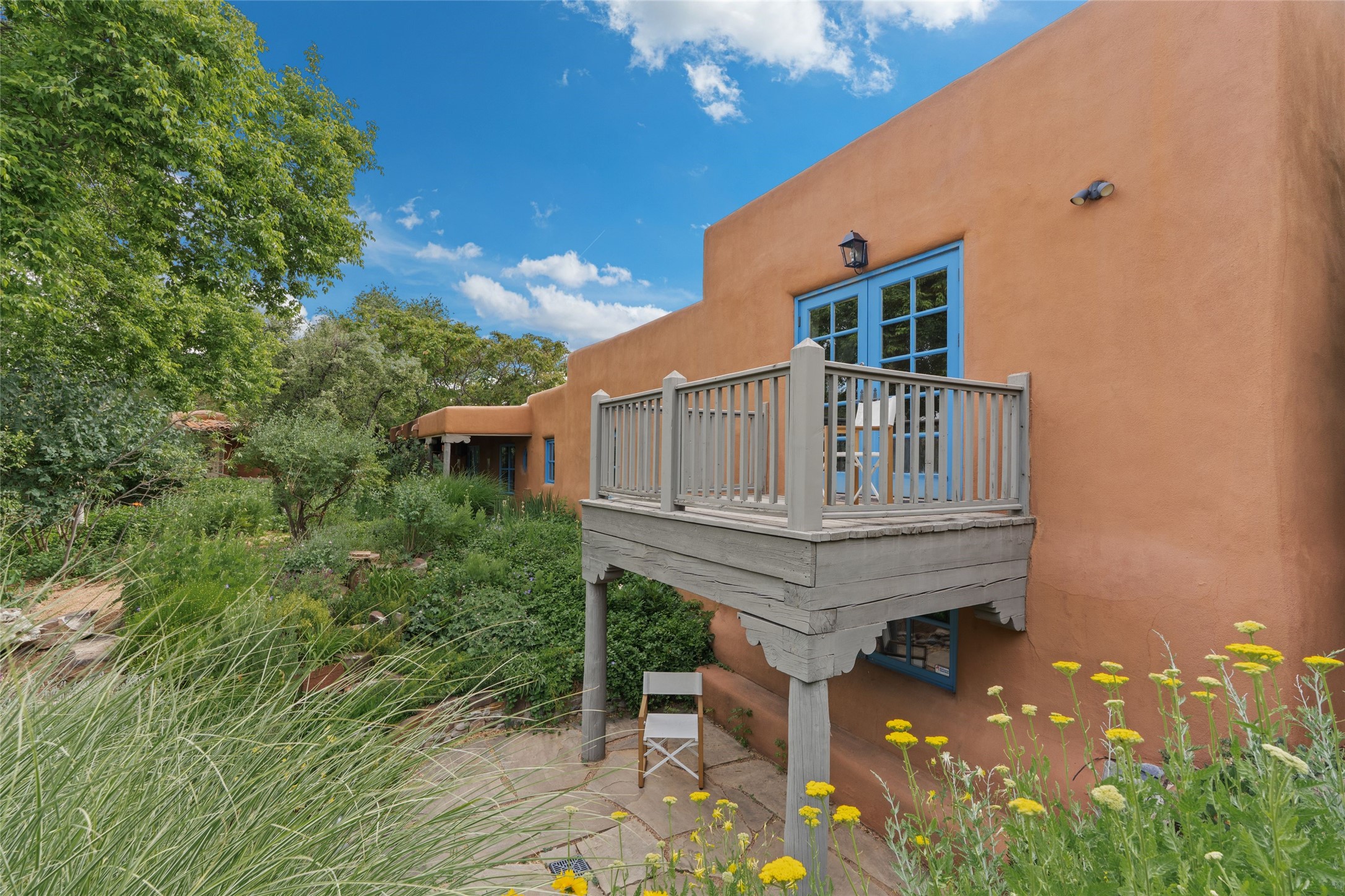 820 Camino Atalaya