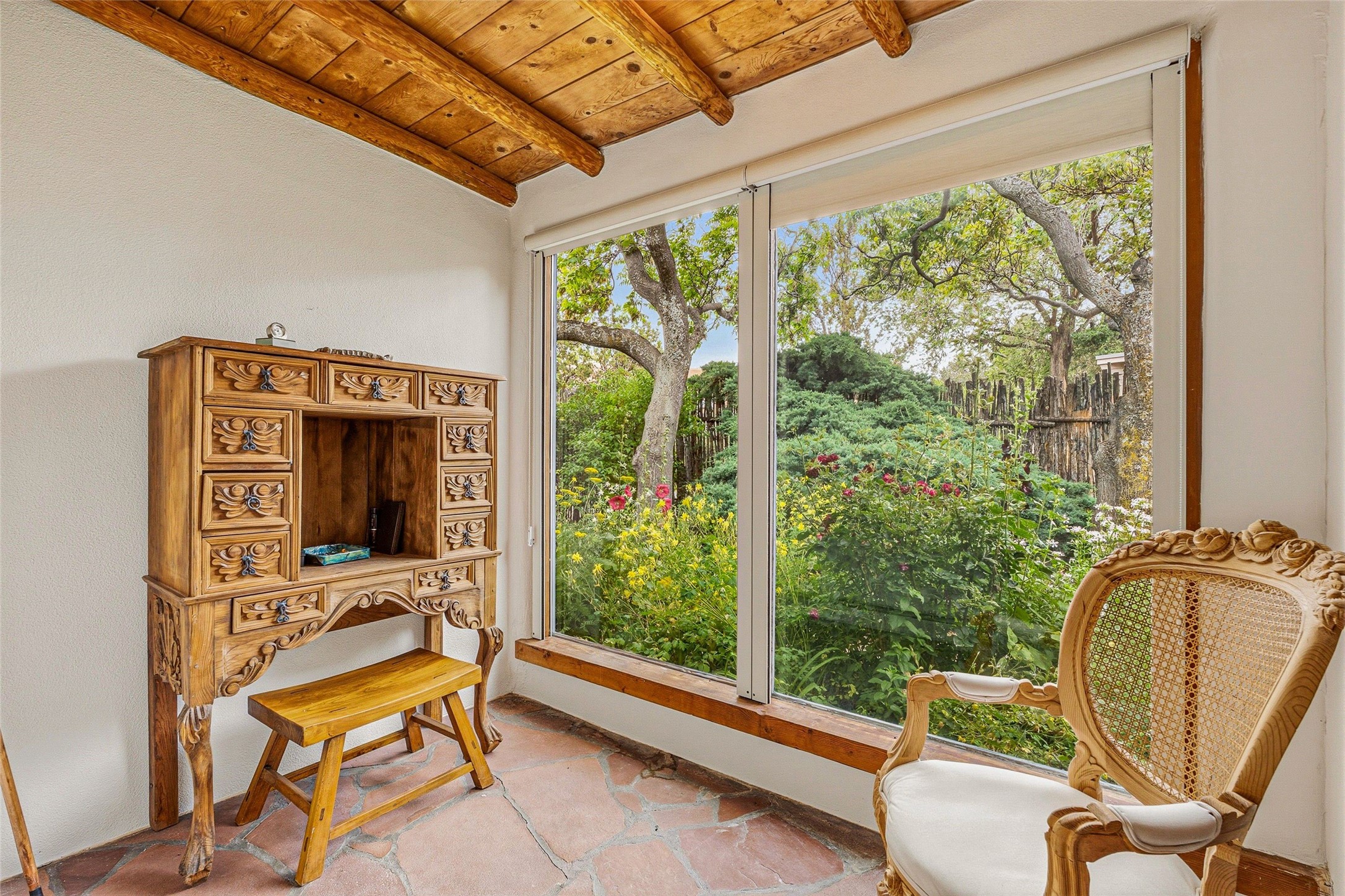 820 Camino Atalaya