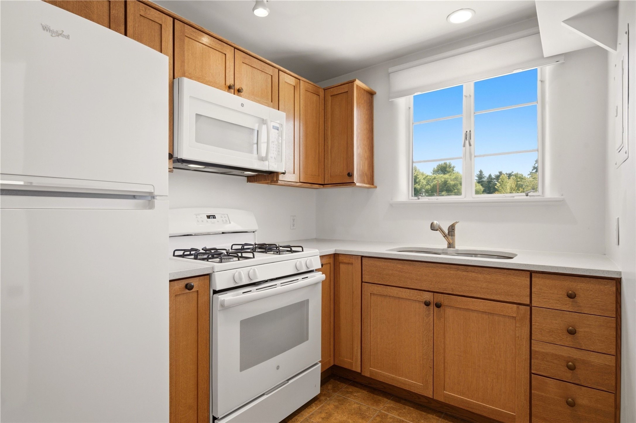 530 Garcia Street 11