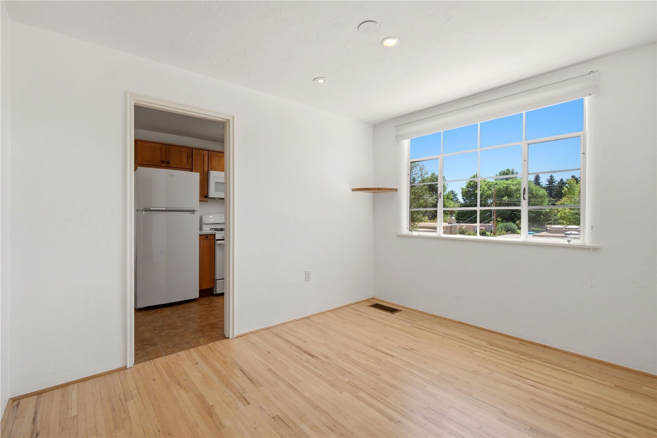 530 Garcia Street 11