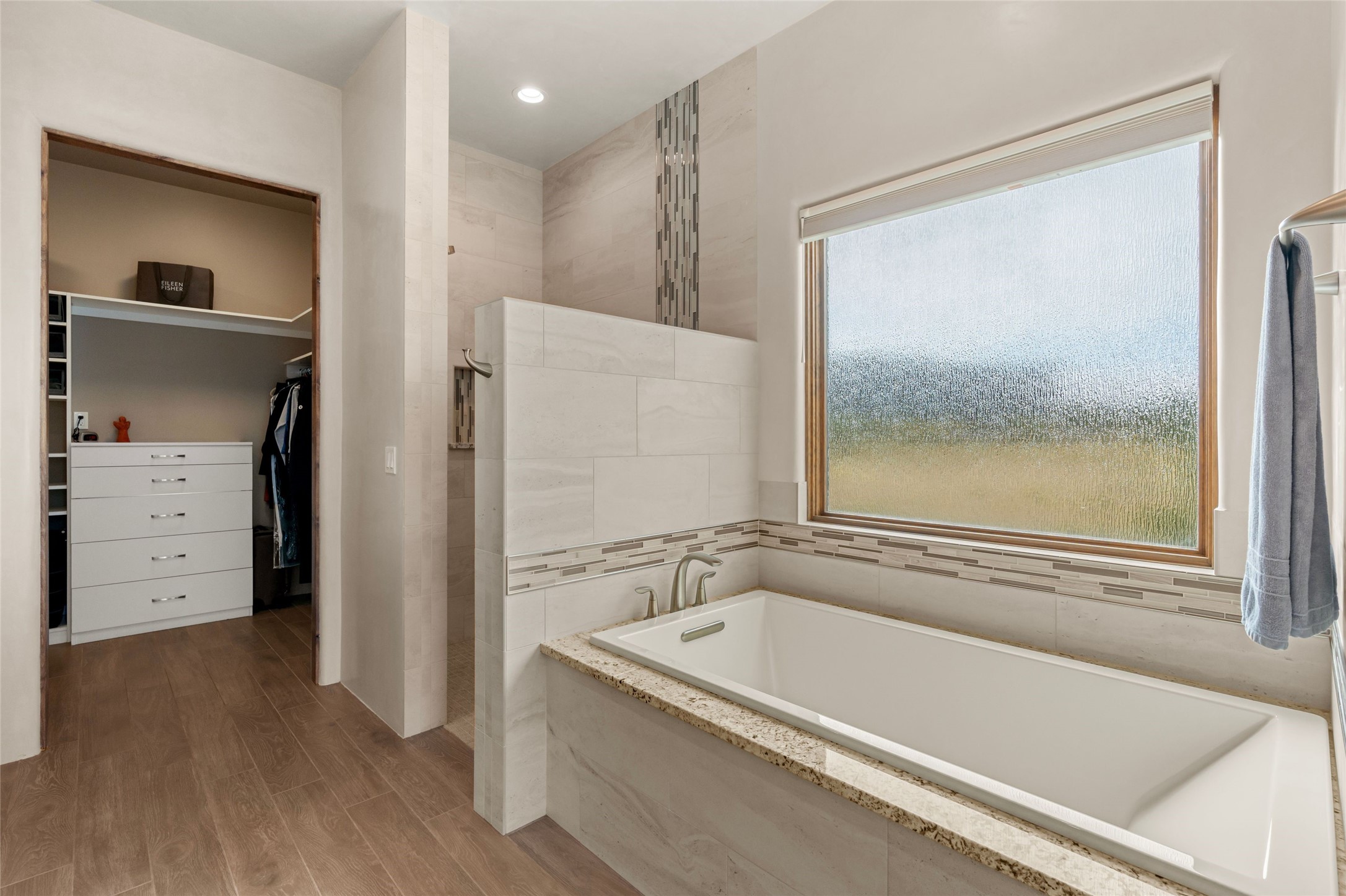 123 Thundercloud Road