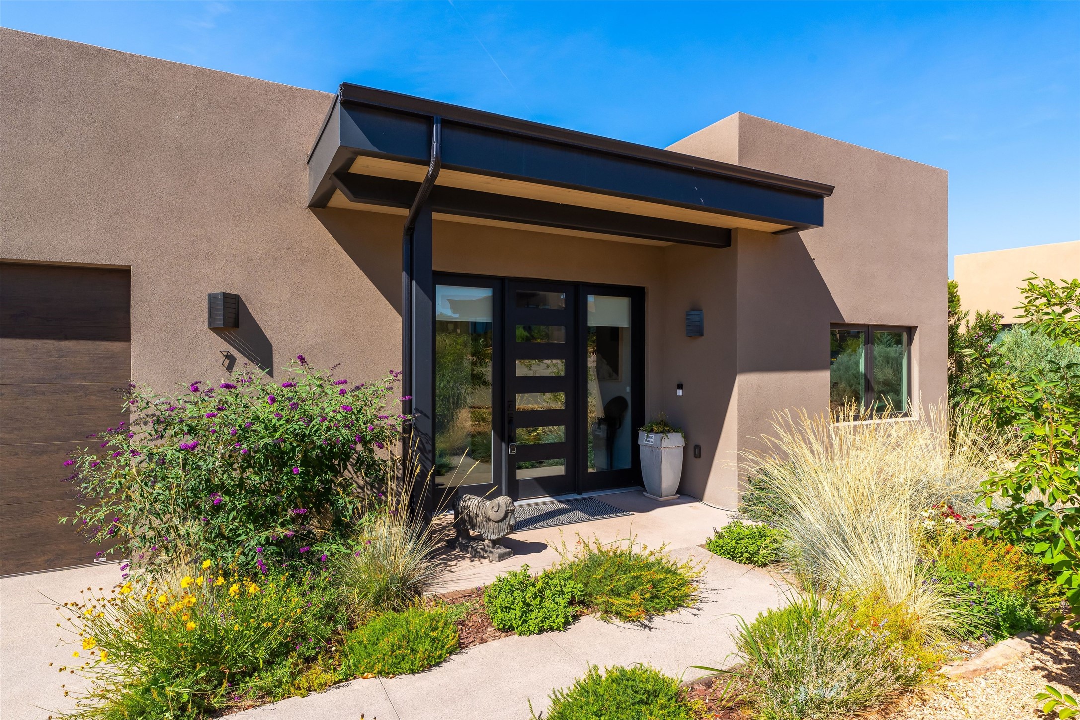 7 Valverde Lane