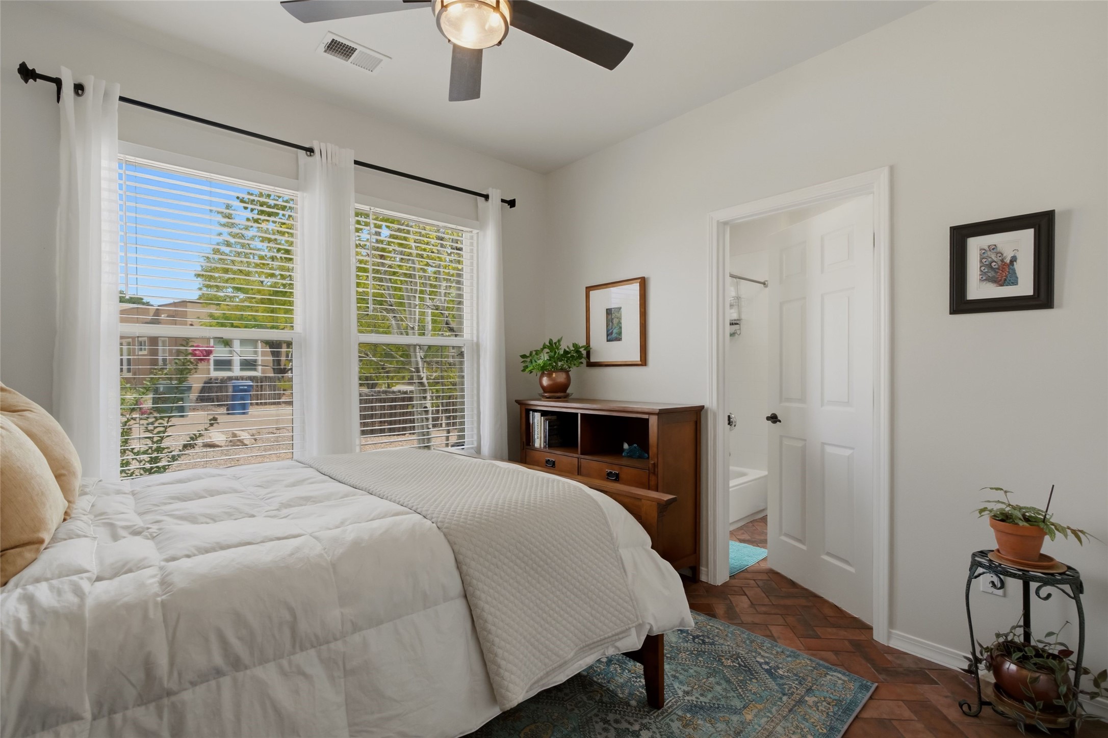 4434 Long Shadow Lane