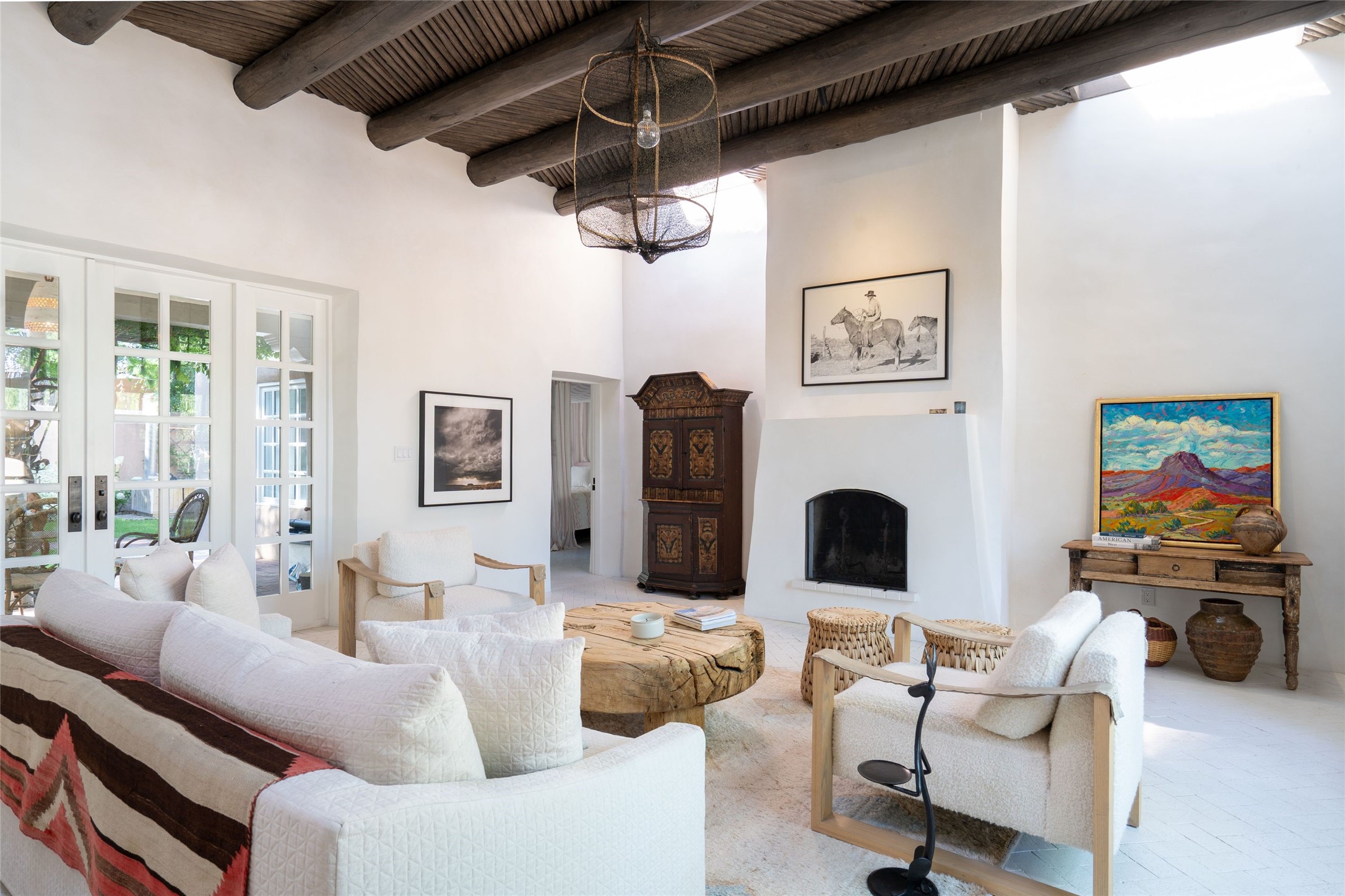 820 Acequia Madre