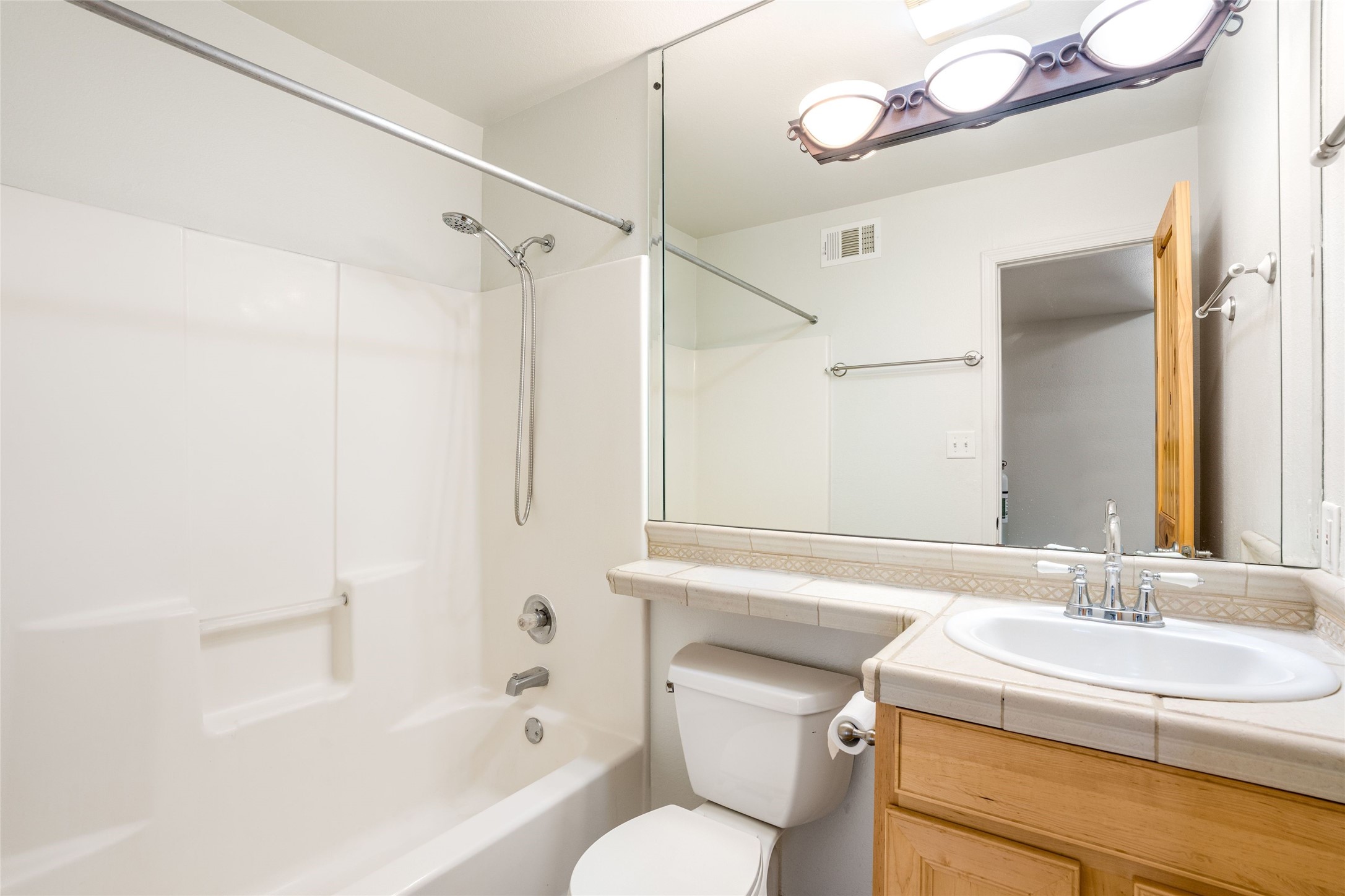 2210 Miguel Chavez Road 215