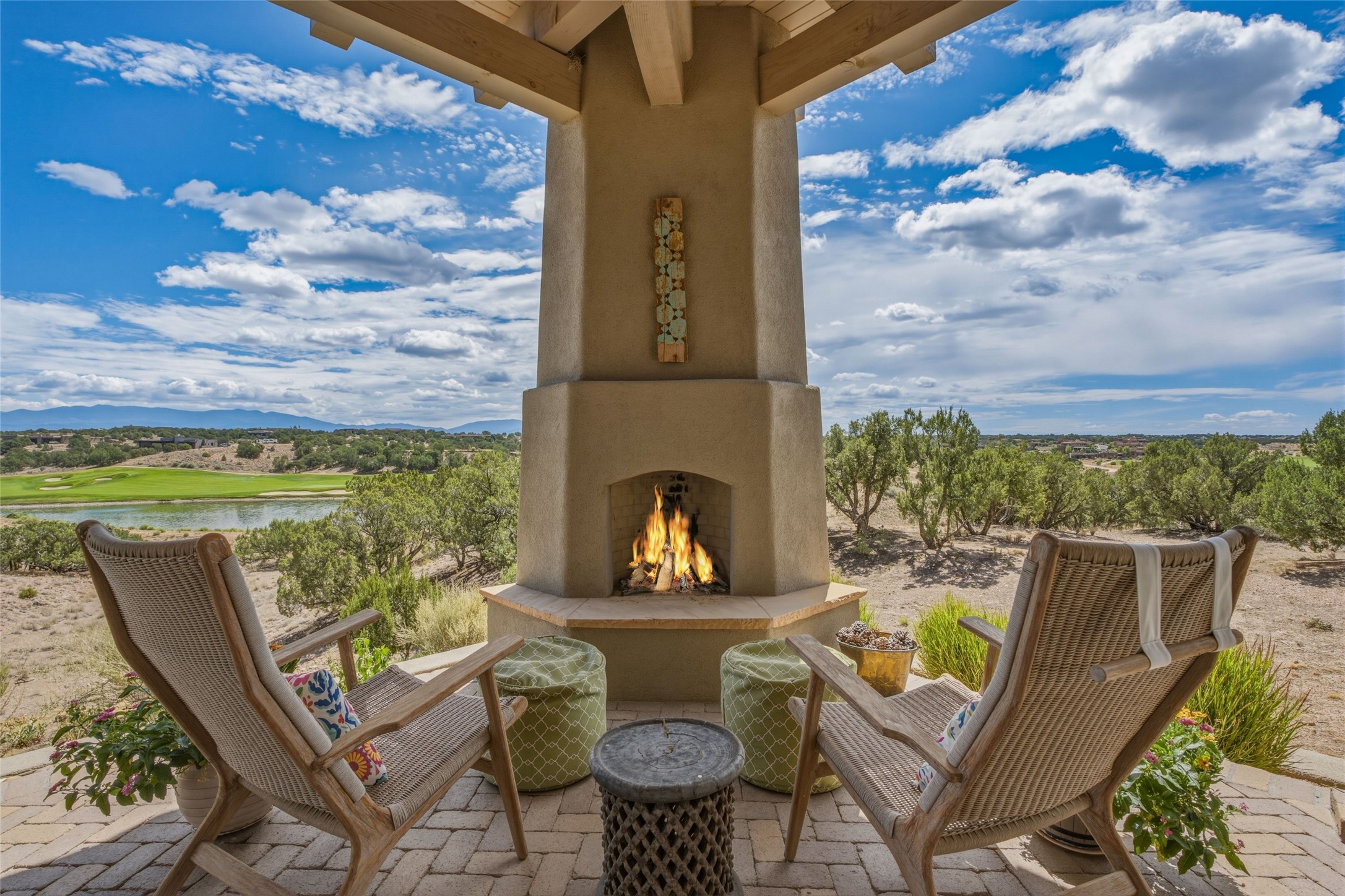 16 Hacienda Vaquero