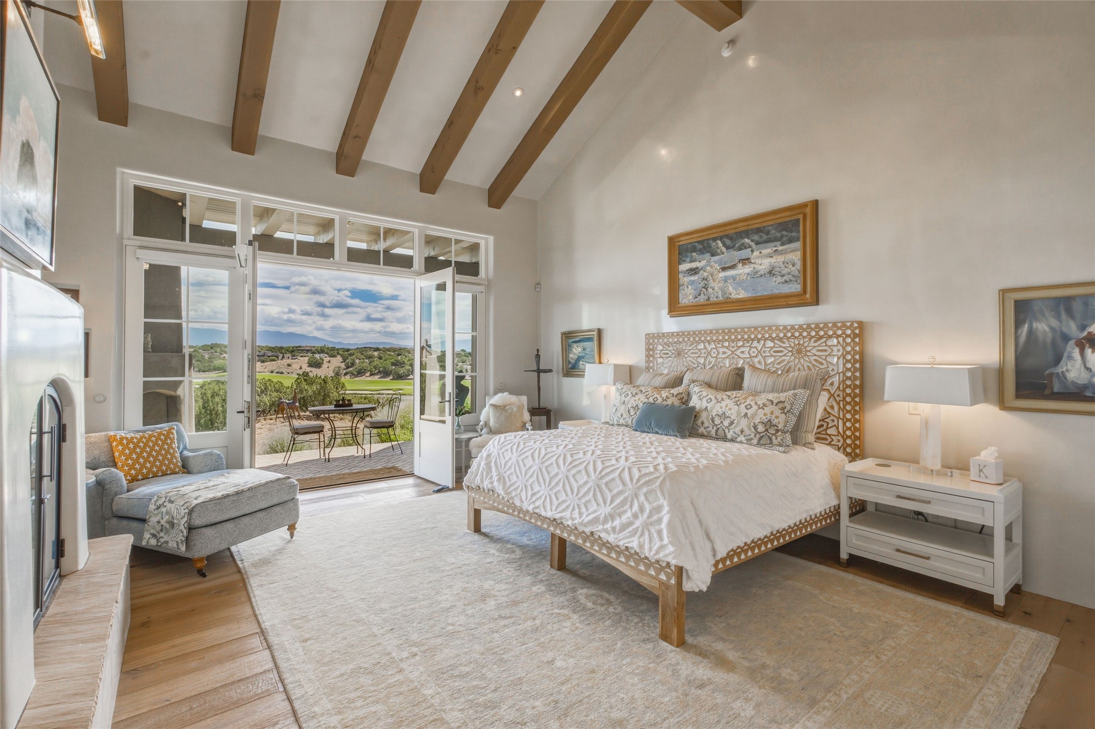 16 Hacienda Vaquero