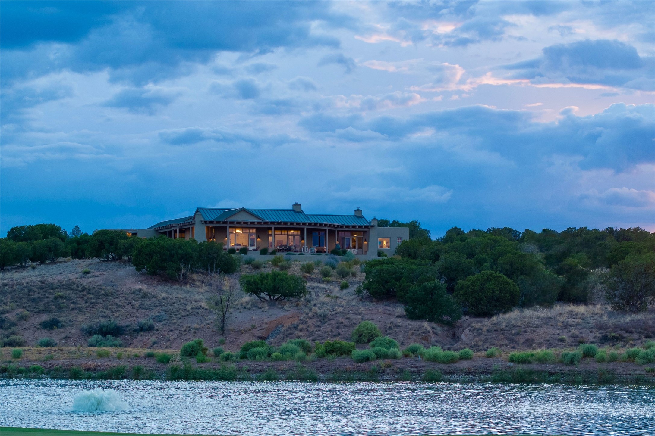 16 Hacienda Vaquero