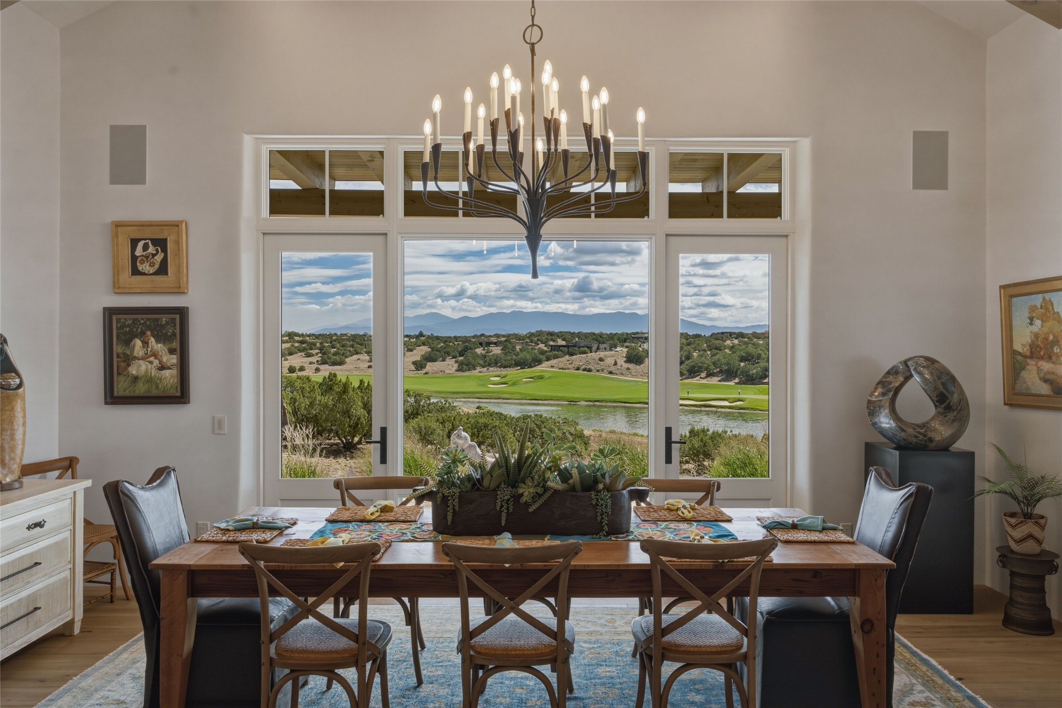 16 Hacienda Vaquero